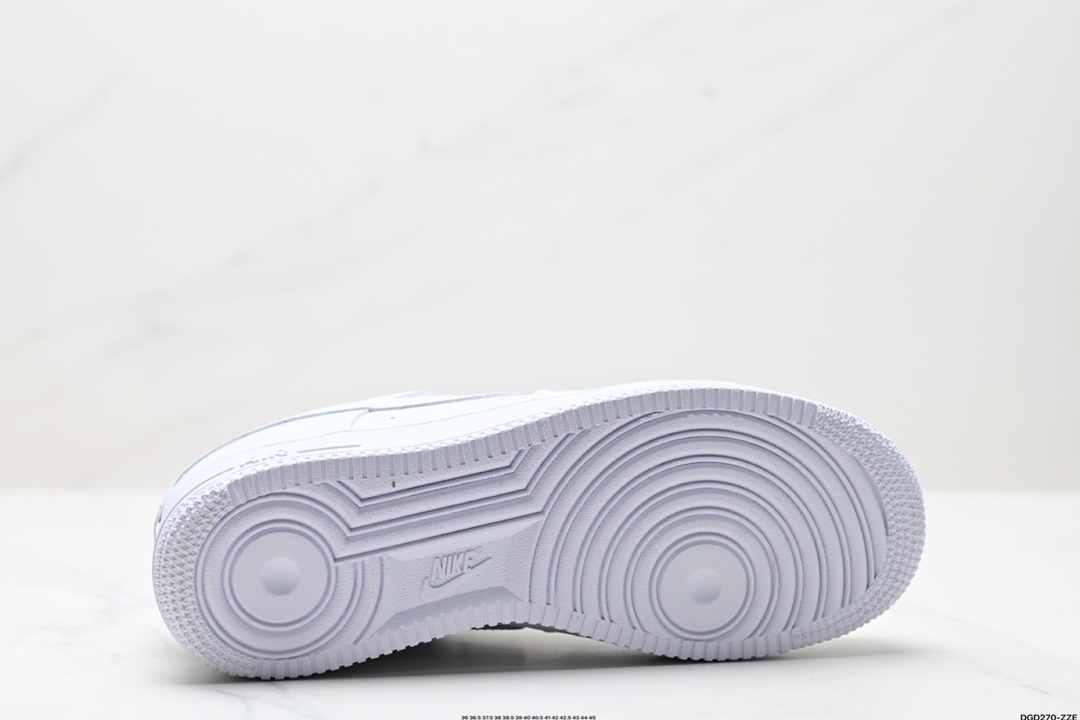 38$ dh Nike AIR FORCE 1 07 Half size 36-45 51427023683 DZ90 gallery