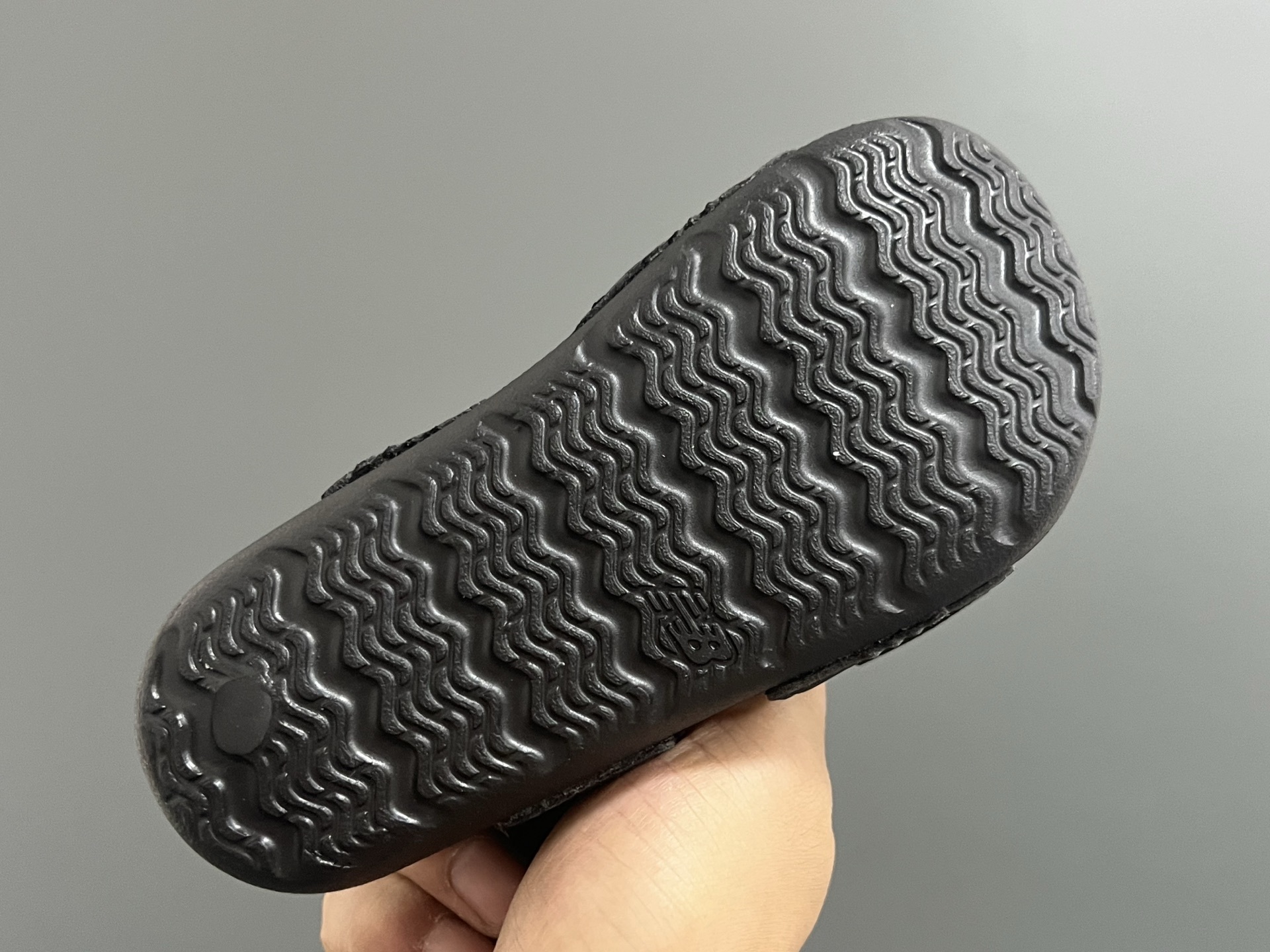 38$ newbalance 630 for kids size 22-35 518990 CDT288 gallery