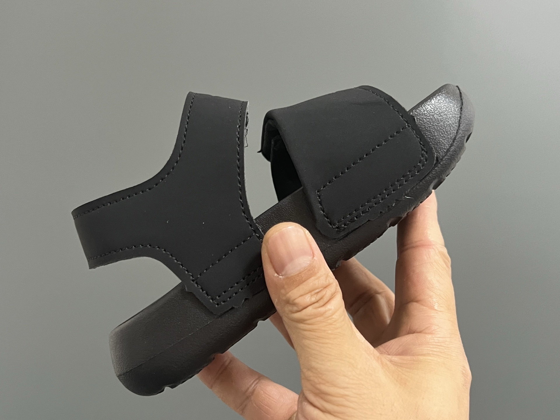 38$ newbalance 630 for kids size 22-35 518990 CDT288 gallery