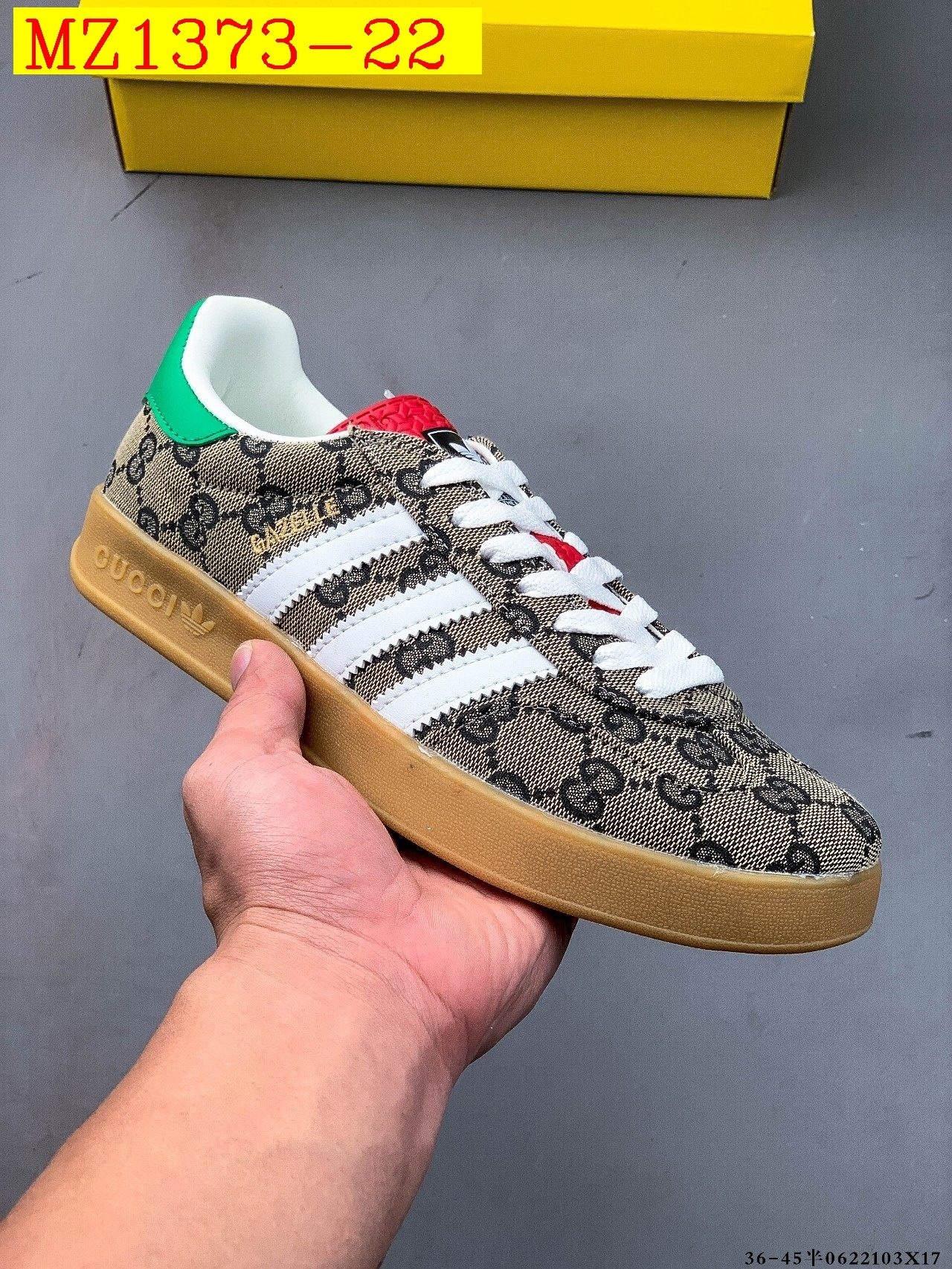 39$ Adidas Originals Gazelle size 36-45 half 614790 MZ1373 gallery