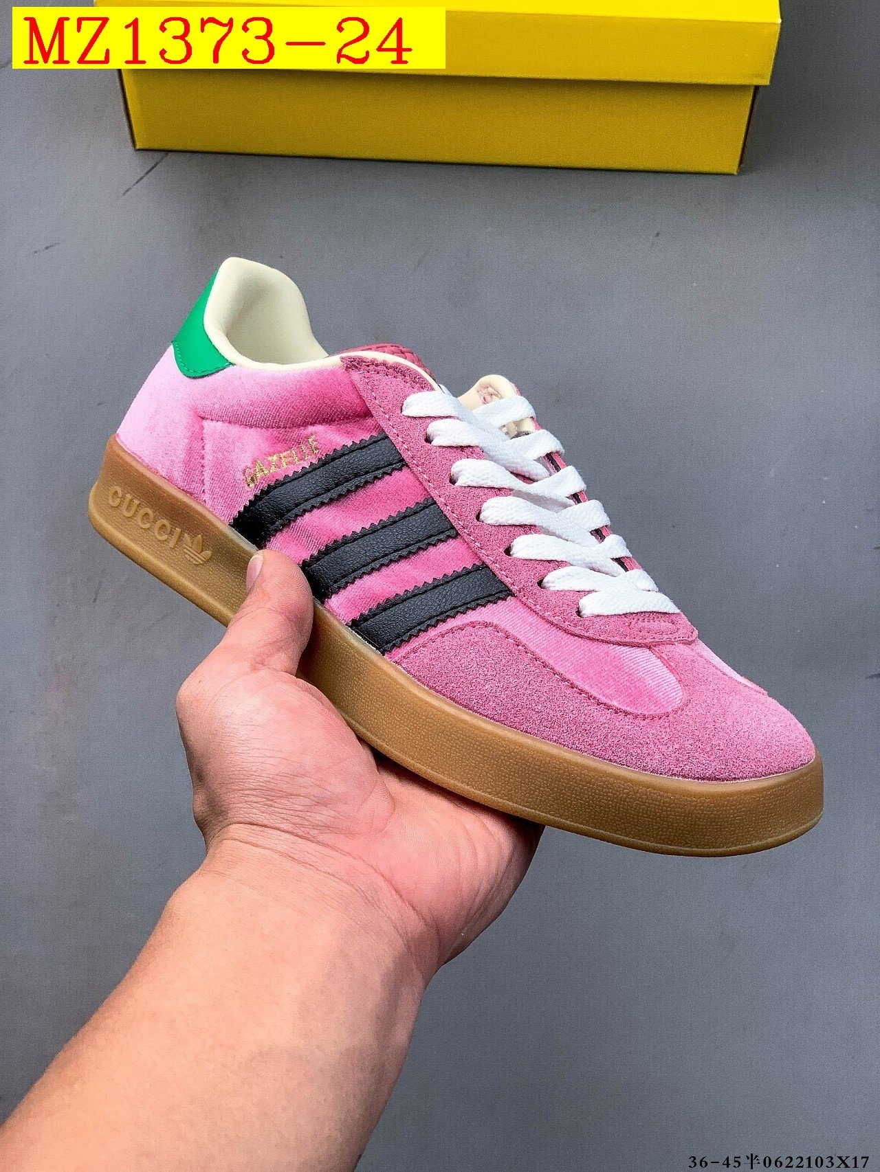 39$ Adidas Originals Gazelle size 36-45 half 614790 MZ1373 gallery