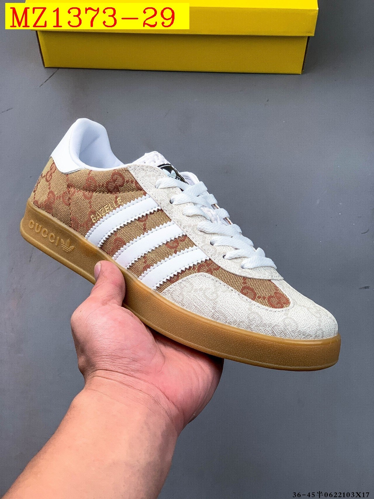 39$ Adidas Originals Gazelle size 36-45 half 614790 MZ1373 gallery