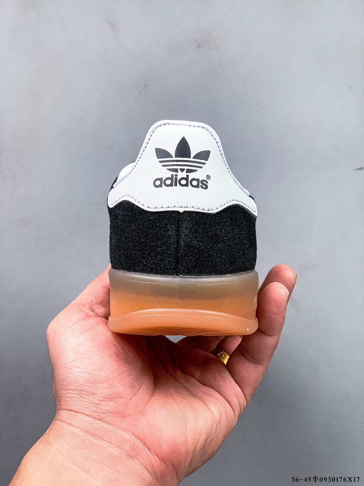 39$ Adidas Originals Gazelle size 36-45 half 614790 MZ1373 gallery