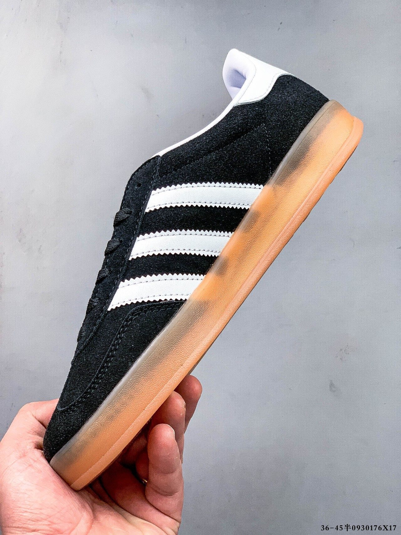 39$ Adidas Originals Gazelle size 36-45 half 614790 MZ1373 gallery