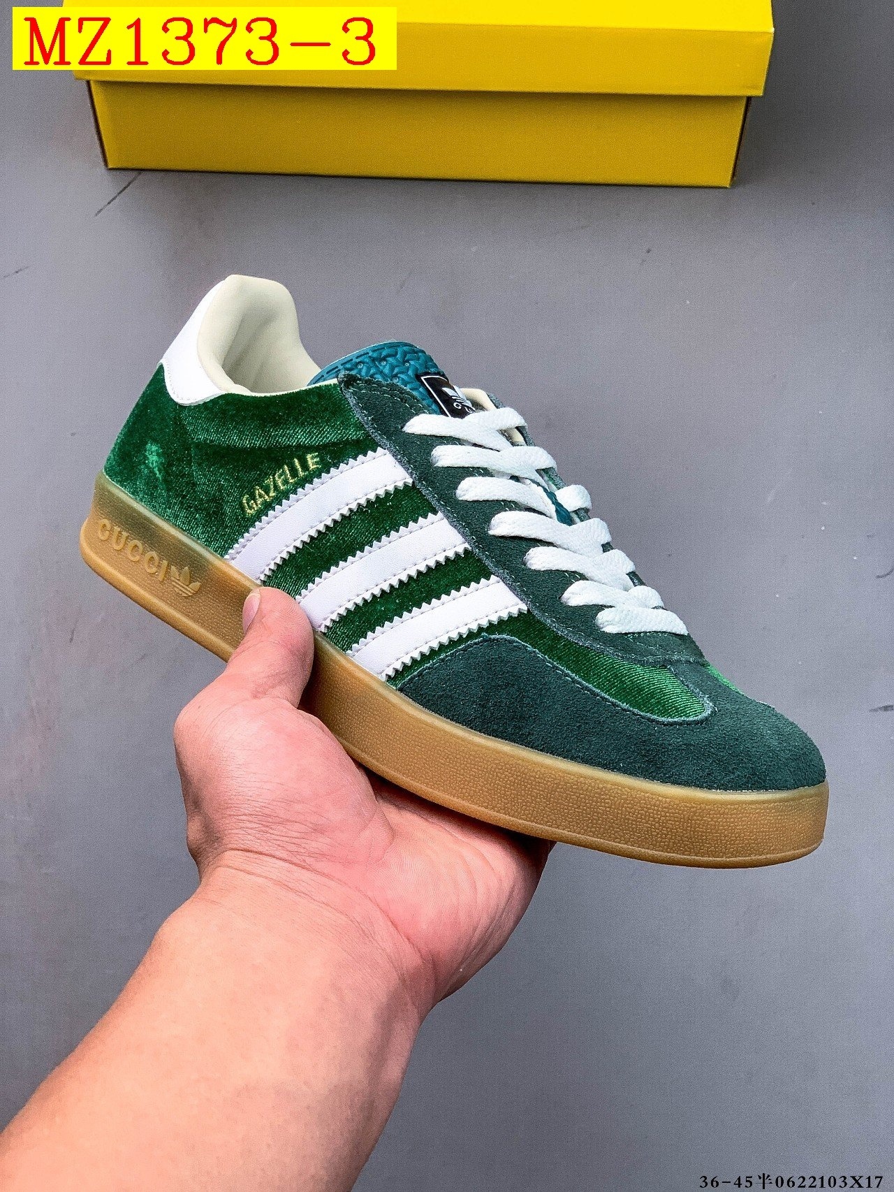 39$ Adidas Originals Gazelle size 36-45 half 614790 MZ1373 gallery