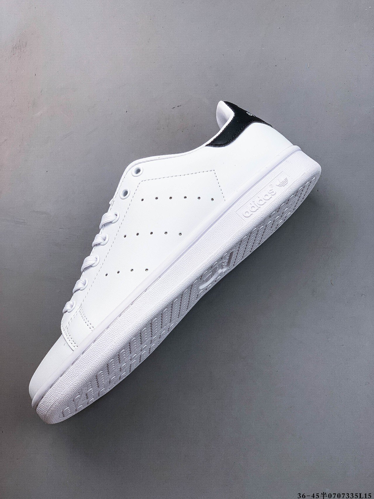 39$ Adidas Originals Stan Smith size 36-45 817500 QT2 gallery