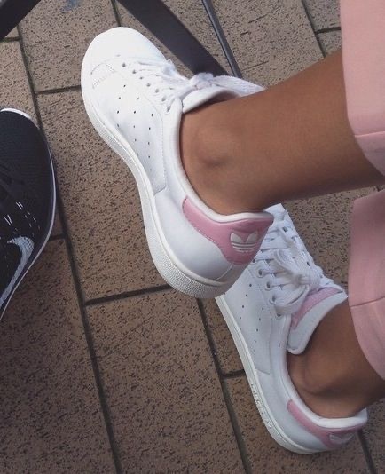 39$ Adidas Originals Stan Smith size 36-45 817500 QT2 gallery