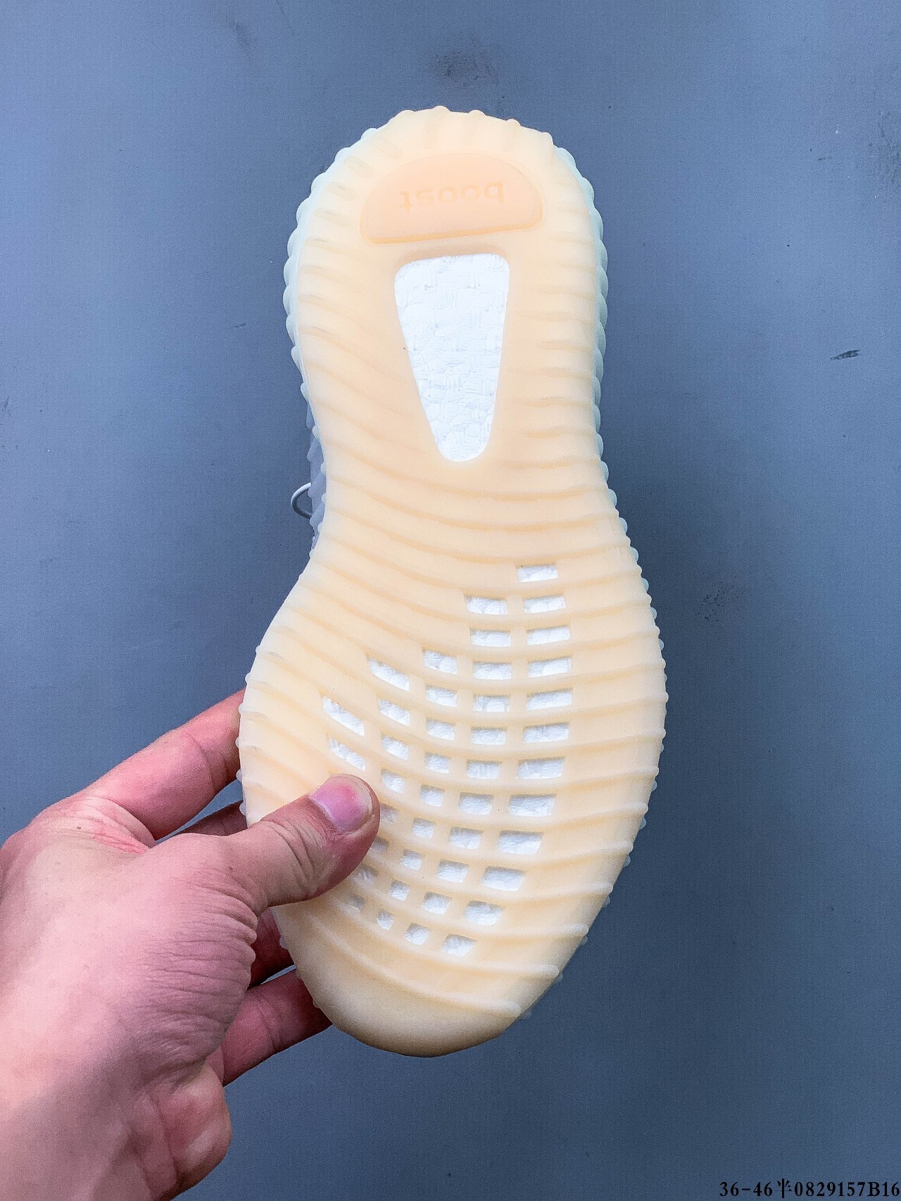 39$ Adidas YEEZY BOOST 350 V2 size 36-45 half 711660 MZ1457 gallery