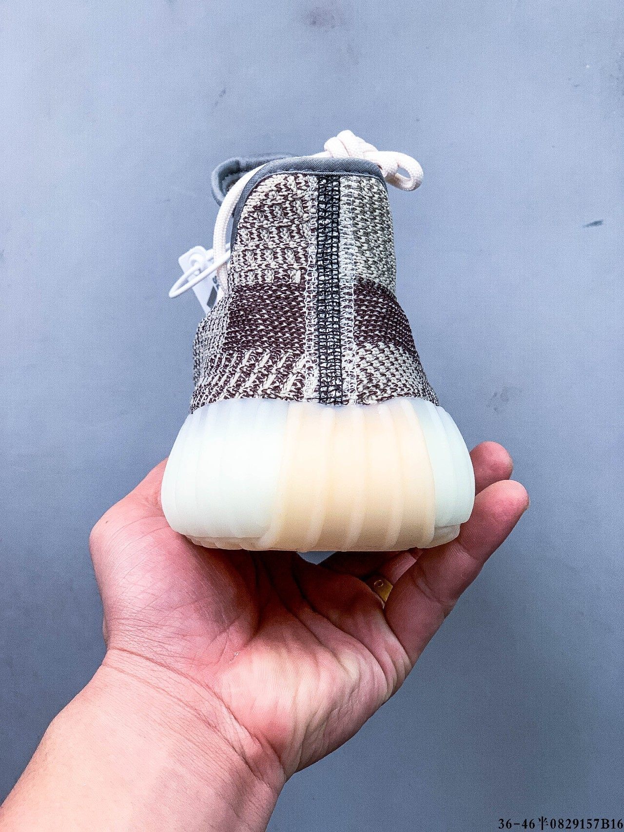 39$ Adidas YEEZY BOOST 350 V2 size 36-45 half 711660 MZ1457 gallery