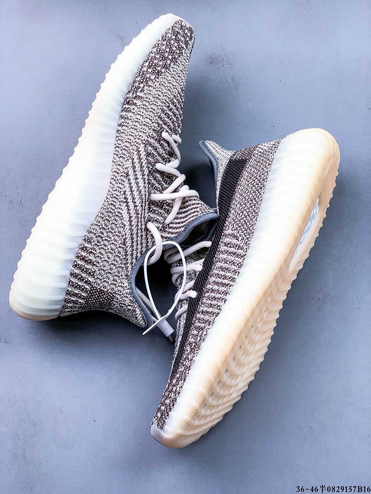 39$ Adidas YEEZY BOOST 350 V2 size 36-45 half 711660 MZ1457 gallery