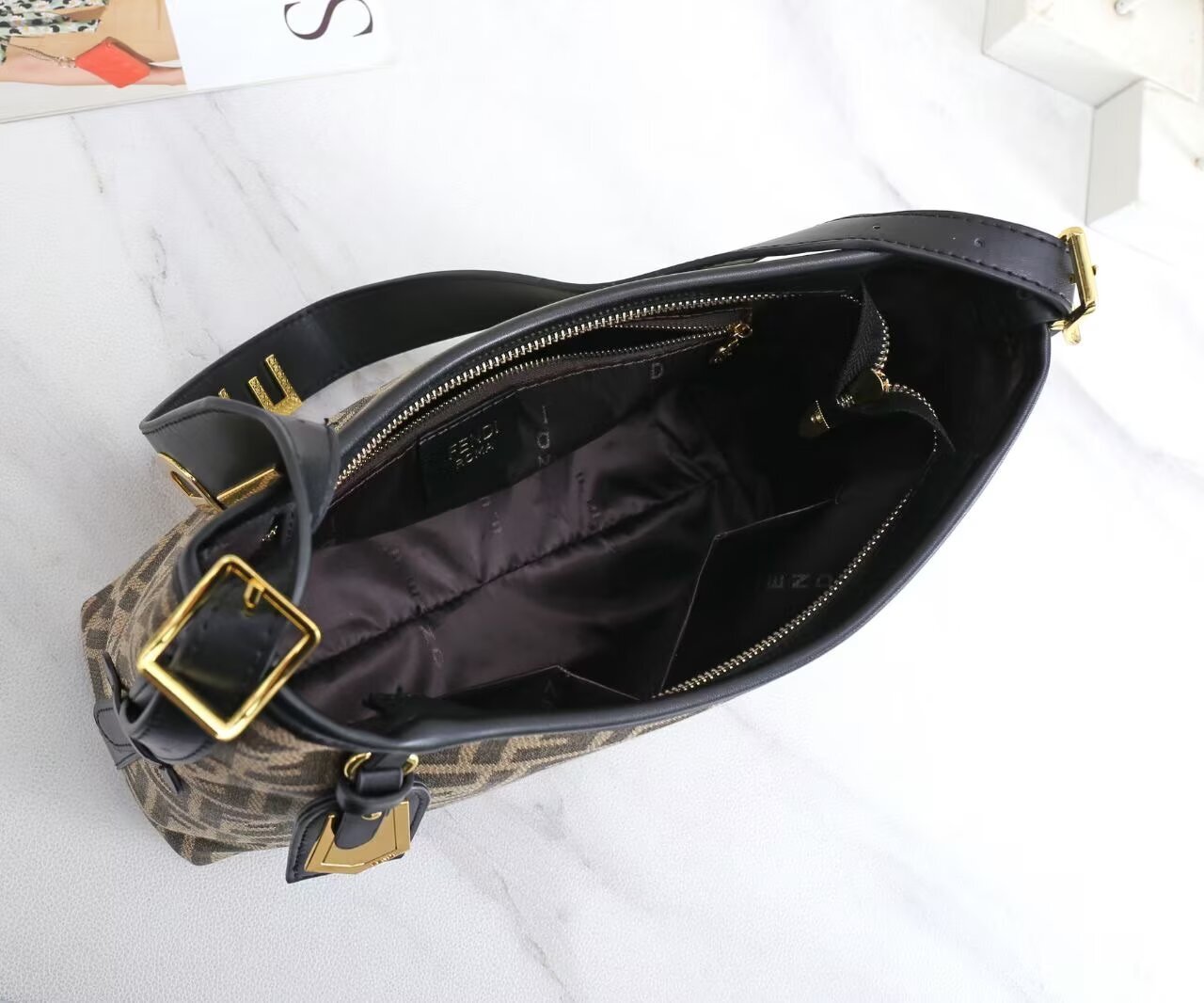 39$ FENDI 5632 Shoulder bag 215746 BR1802 gallery