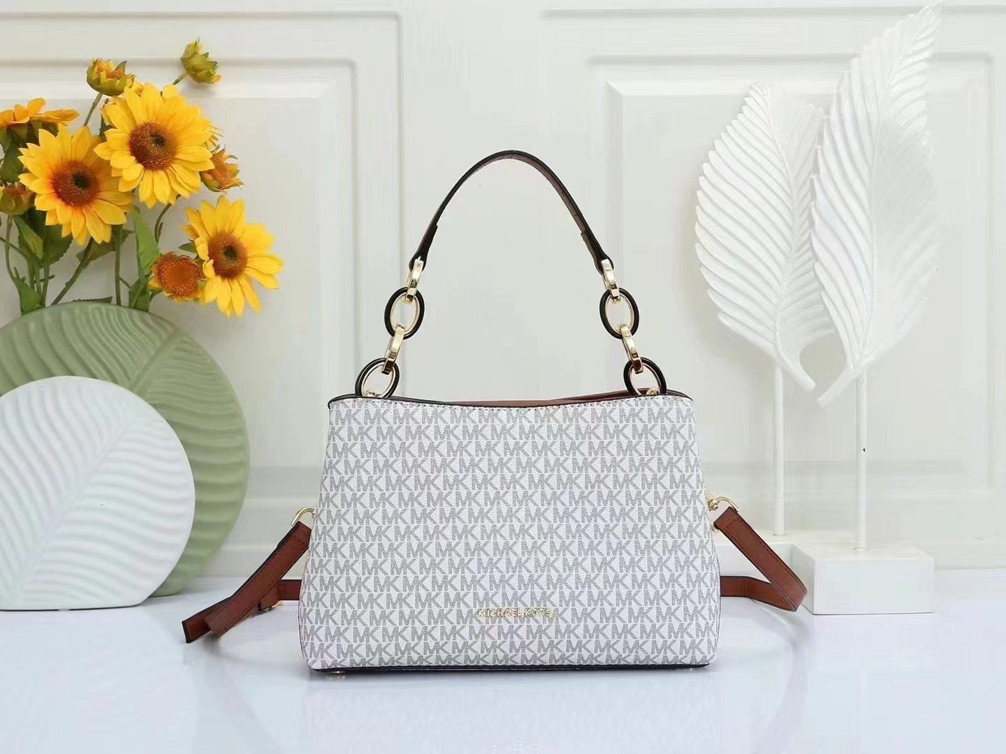 39$ MK 20201 Tote bag size 27x18x11 cm 116786 BR1778 gallery