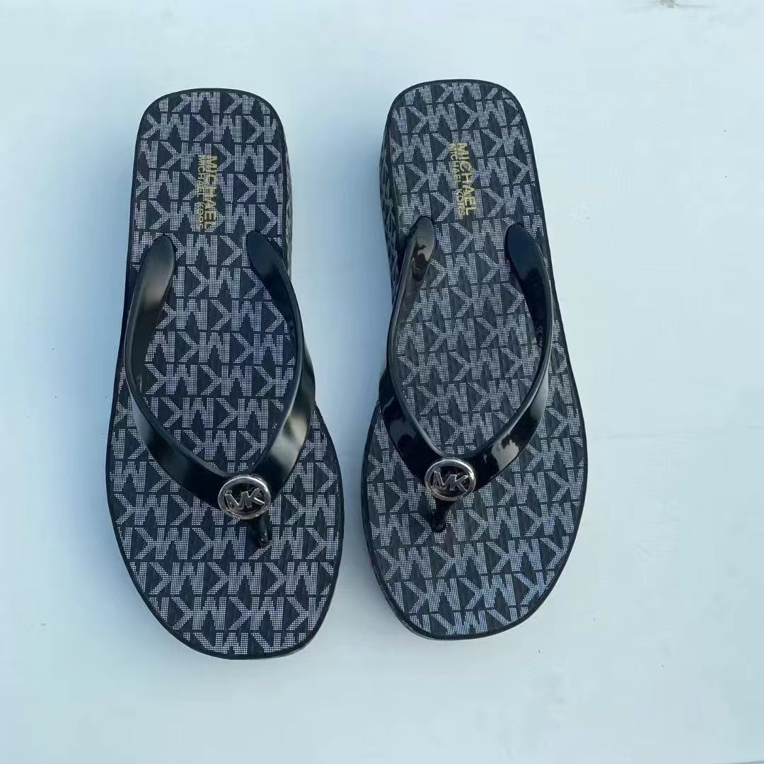 39$ MK Slippers Size 35-40 017700 ZZ771 gallery
