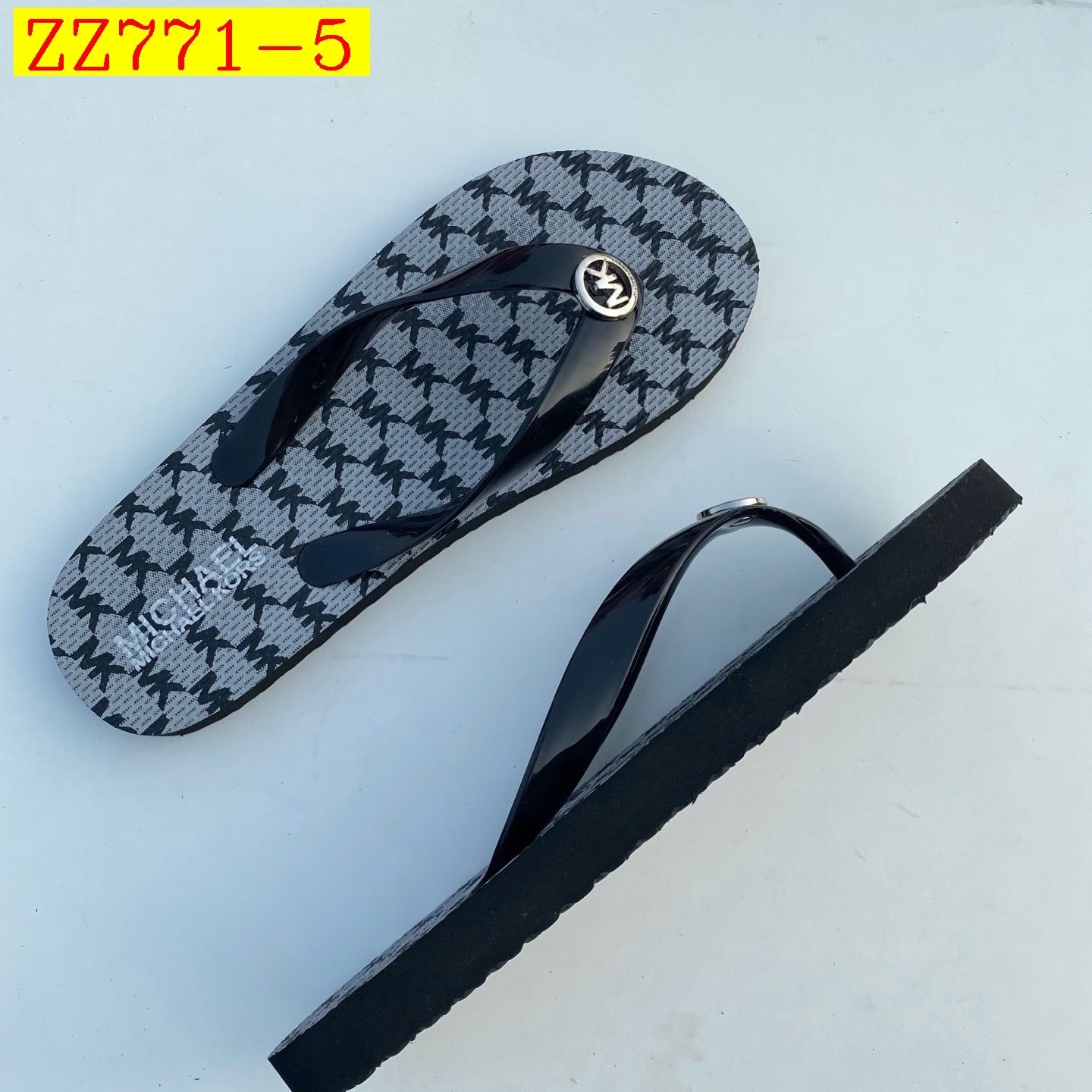 39$ MK Slippers Size 35-40 017700 ZZ771 gallery