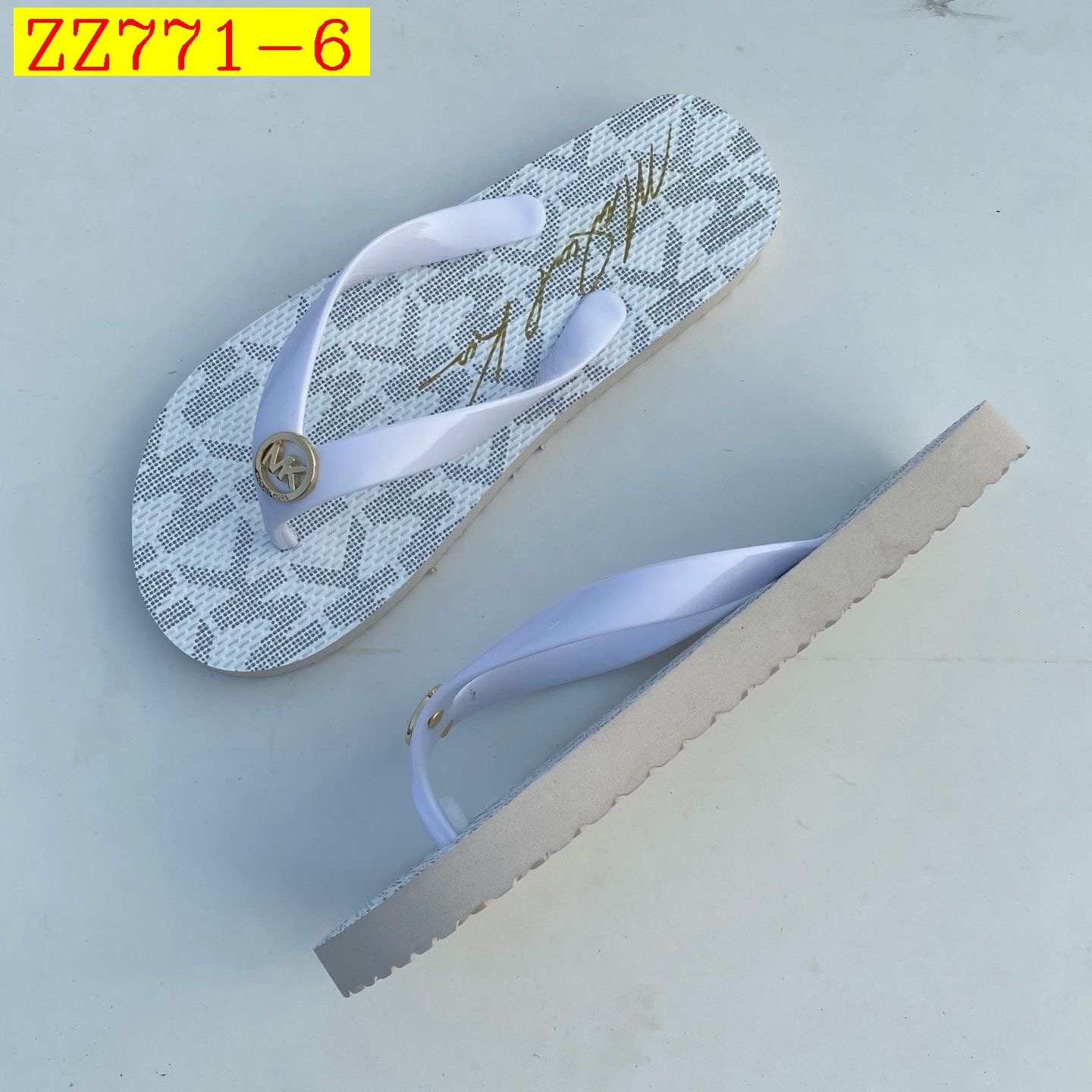 39$ MK Slippers Size 35-40 017700 ZZ771 gallery