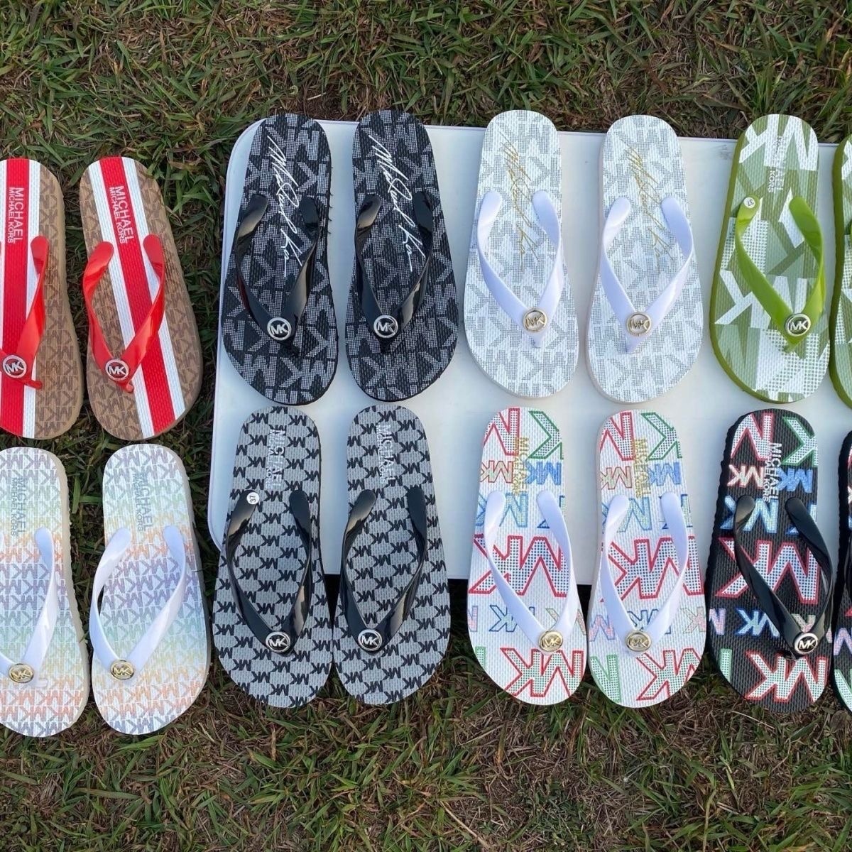 39$ MK Slippers Size 35-40 017700 ZZ771 gallery