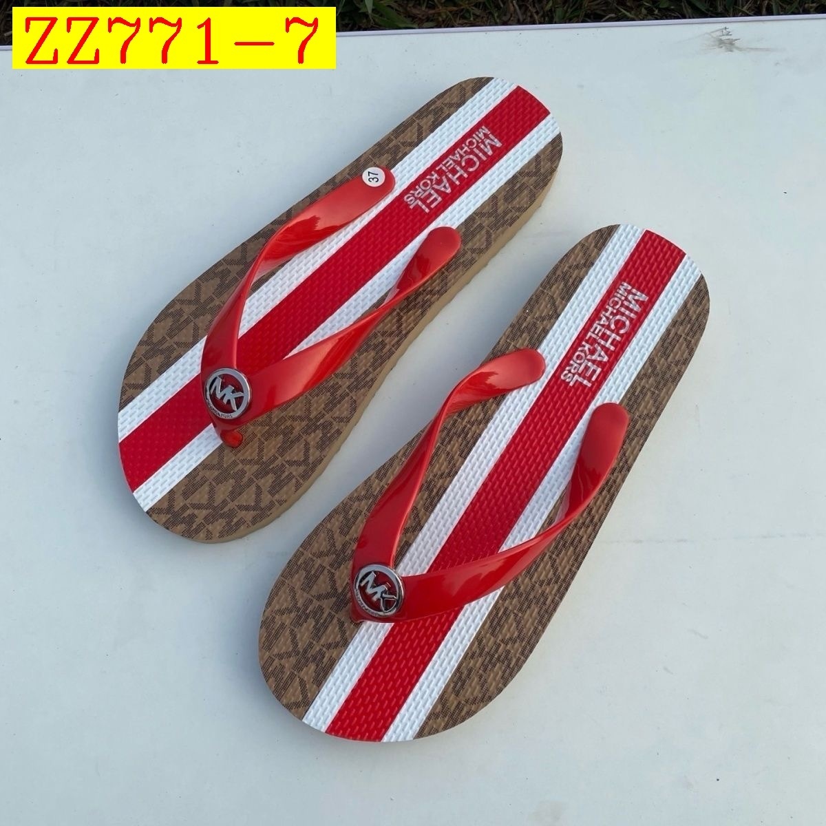 39$ MK Slippers Size 35-40 017700 ZZ771 gallery