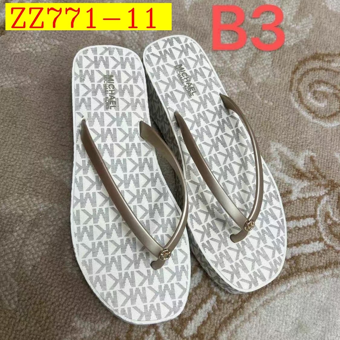 39$ MK Slippers Size 35-40 017700 ZZ771 gallery