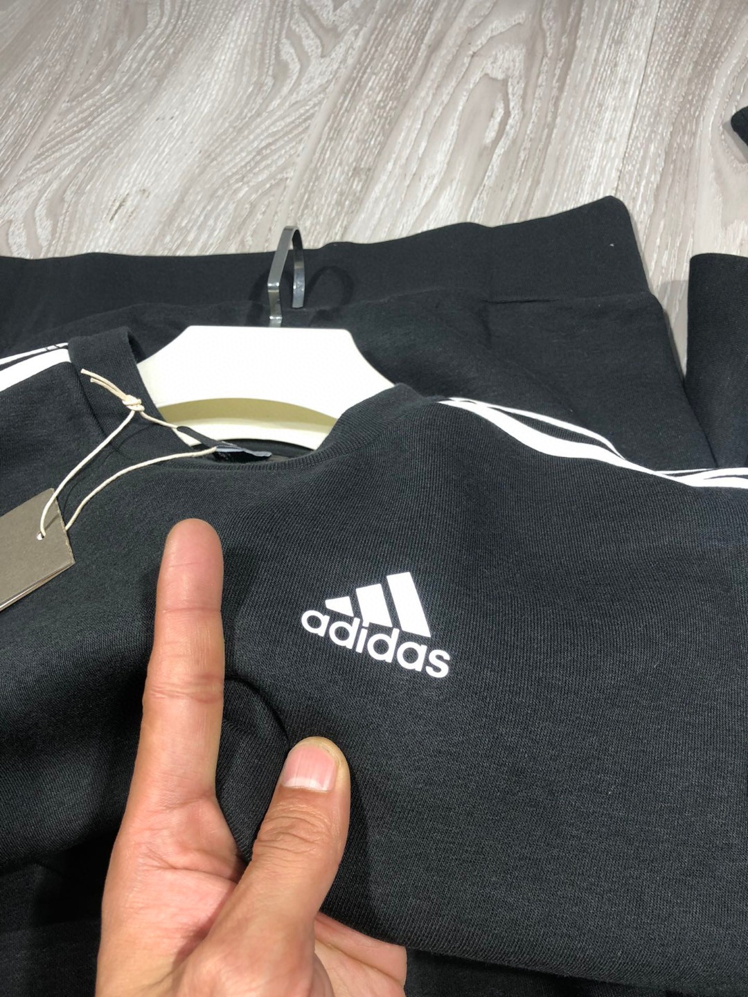 39$ dh ADIDAS M MH 24SS Sweatshirt size M-2XL 71458033795 DA360 gallery