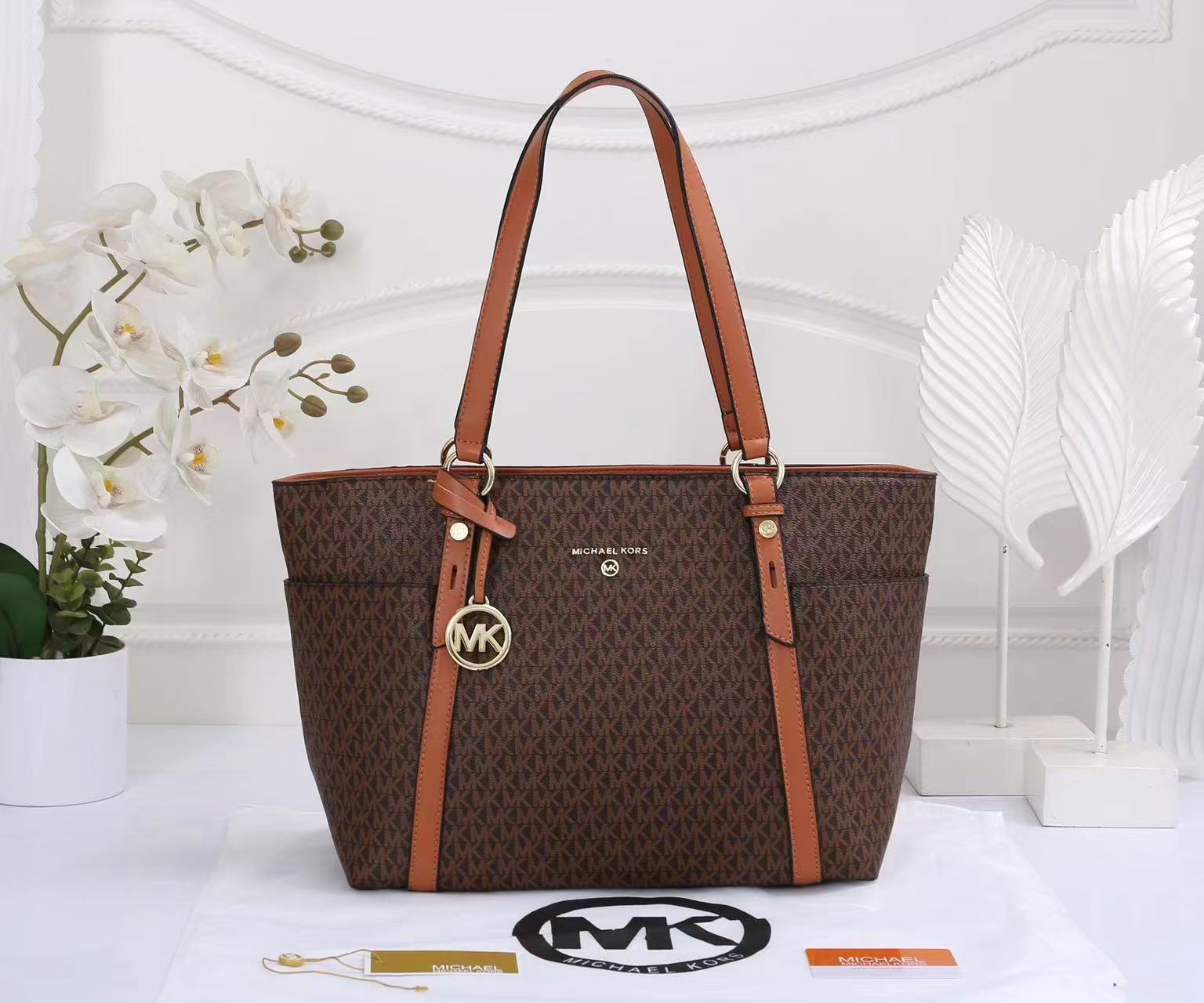 39$ dh MK 55007 Tote bag size 33x14x26 cm 31564023795 BR1290 gallery