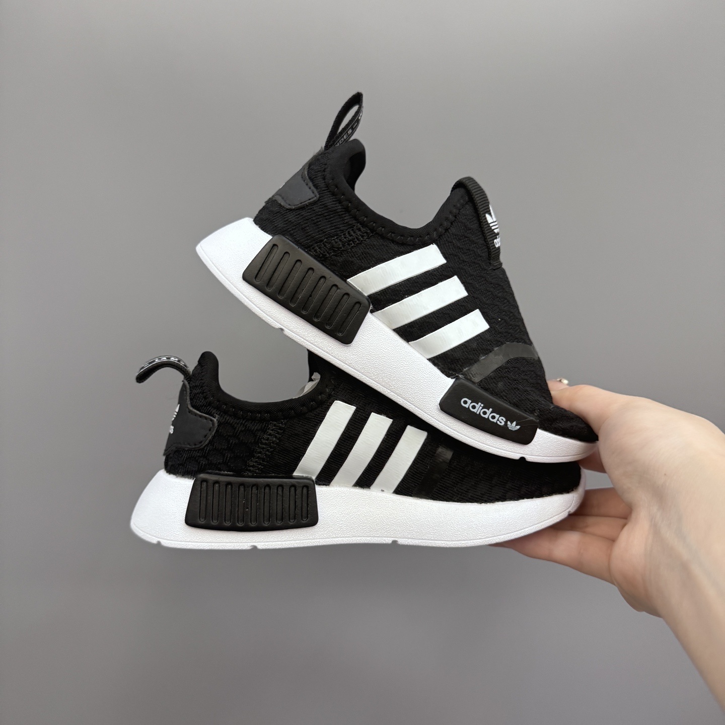 39$ dh adidas for kids size 22-38 61592023790 CDT24 gallery