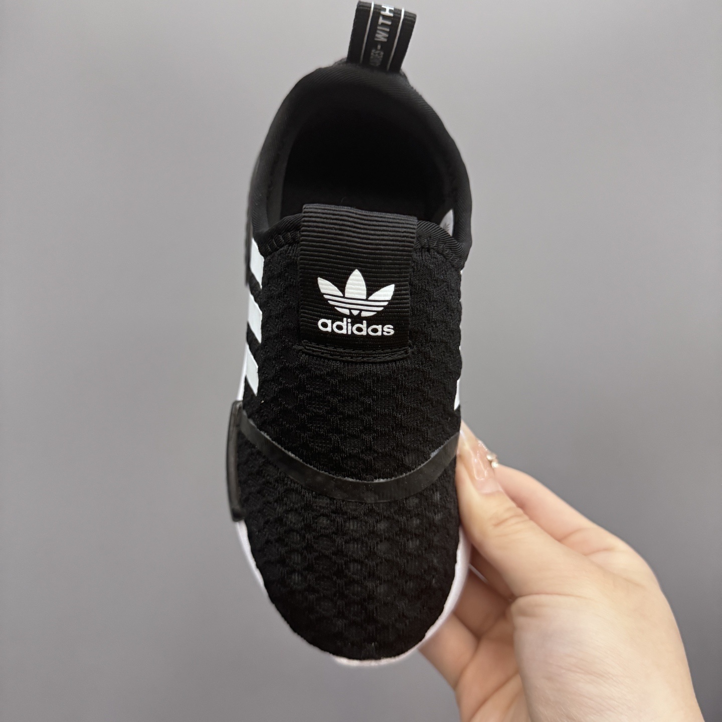 39$ dh adidas for kids size 22-38 61592023790 CDT24 gallery