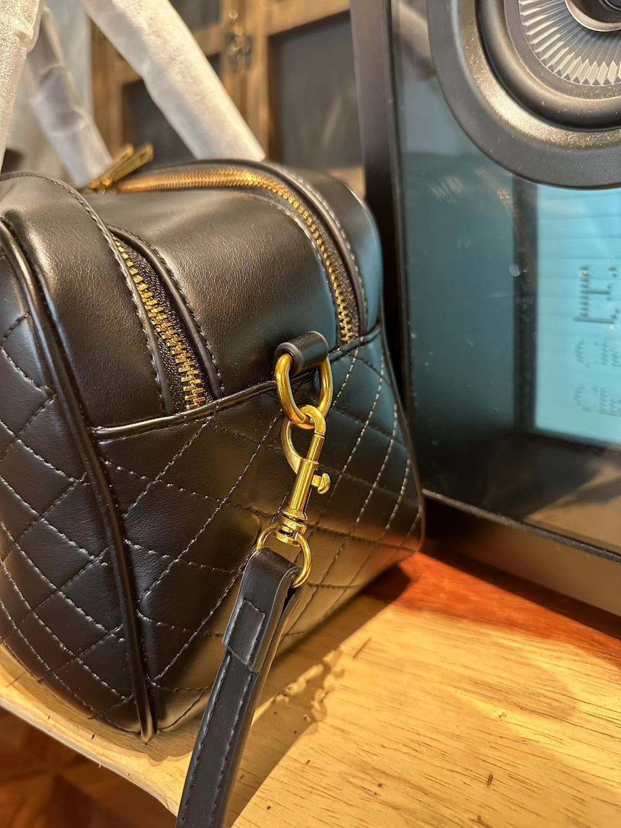 39$ new_dh YSL 6813 PU SIZE 31X18X13 CM 51281023576 DX58 gallery