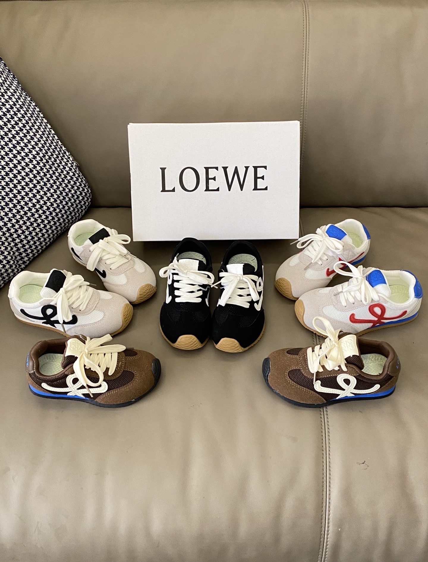 40$ LOEWE for kids Size27-36 426180 CDT142 gallery
