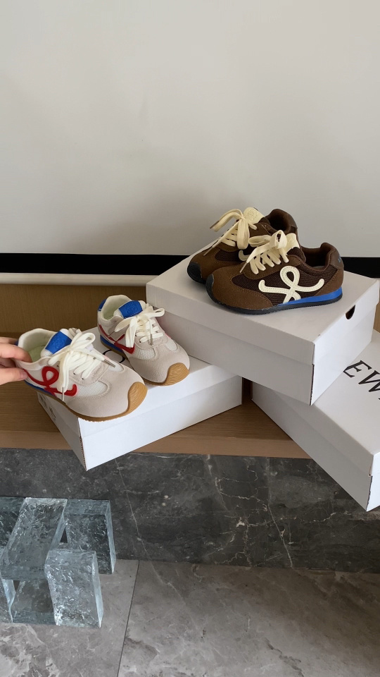 40$ LOEWE for kids Size27-36 426180 CDT142 gallery