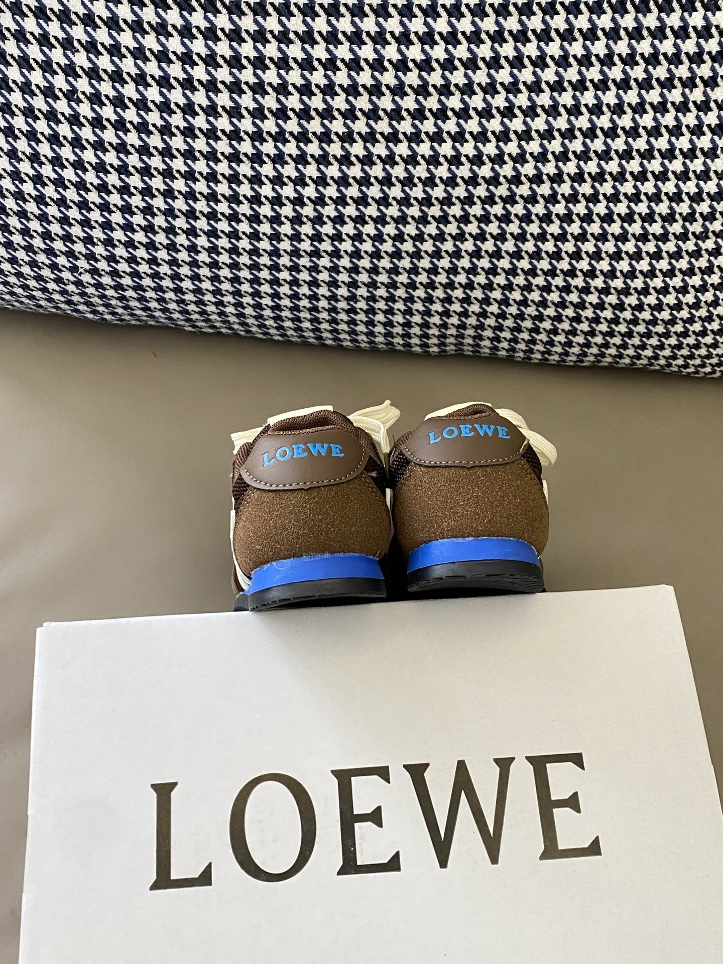 40$ LOEWE for kids Size27-36 426180 CDT142 gallery