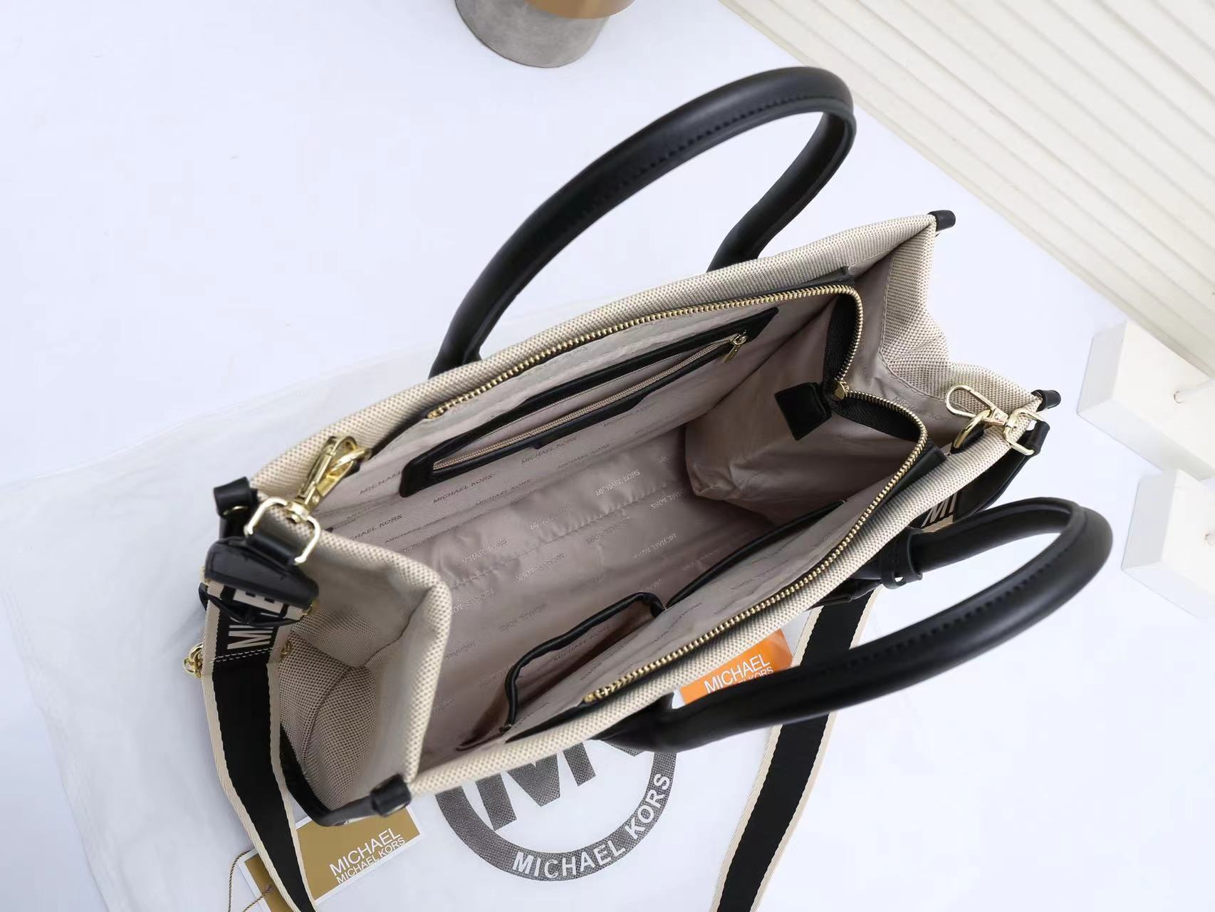 40$ MK 22320-1 Tote bag size 36x28x12 cm 218790 BR1760 gallery