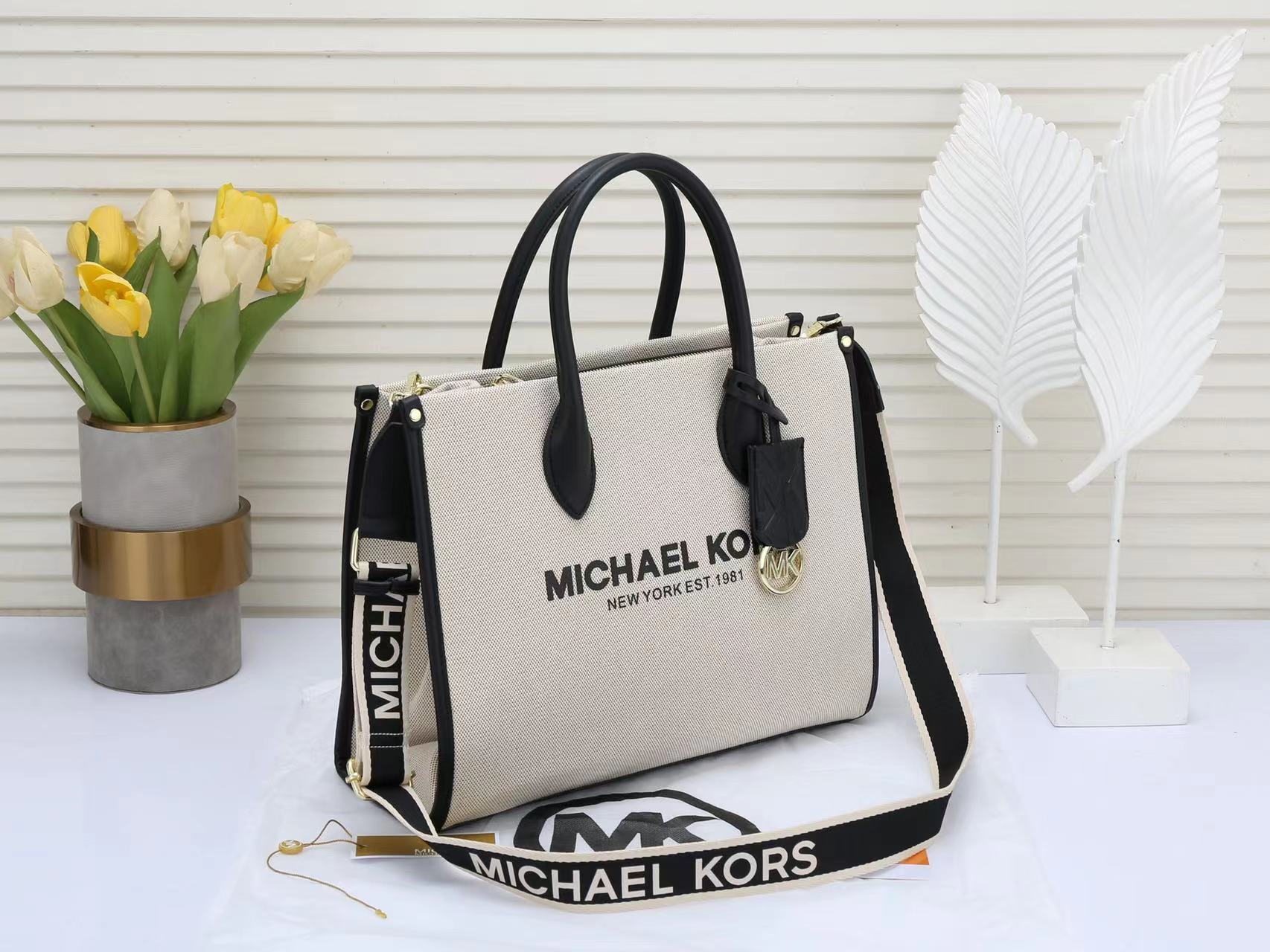 40$ MK 22320-1 Tote bag size 36x28x12 cm 218790 BR1760 gallery