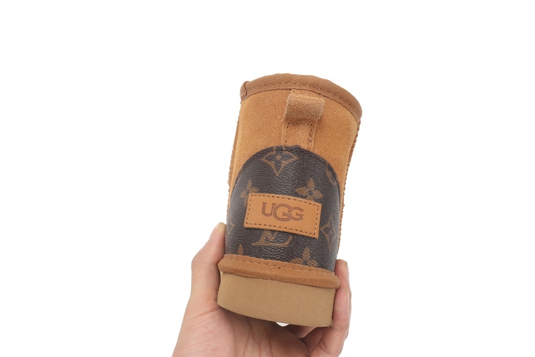 40$ UGG size 34-43 418520 MG260 gallery