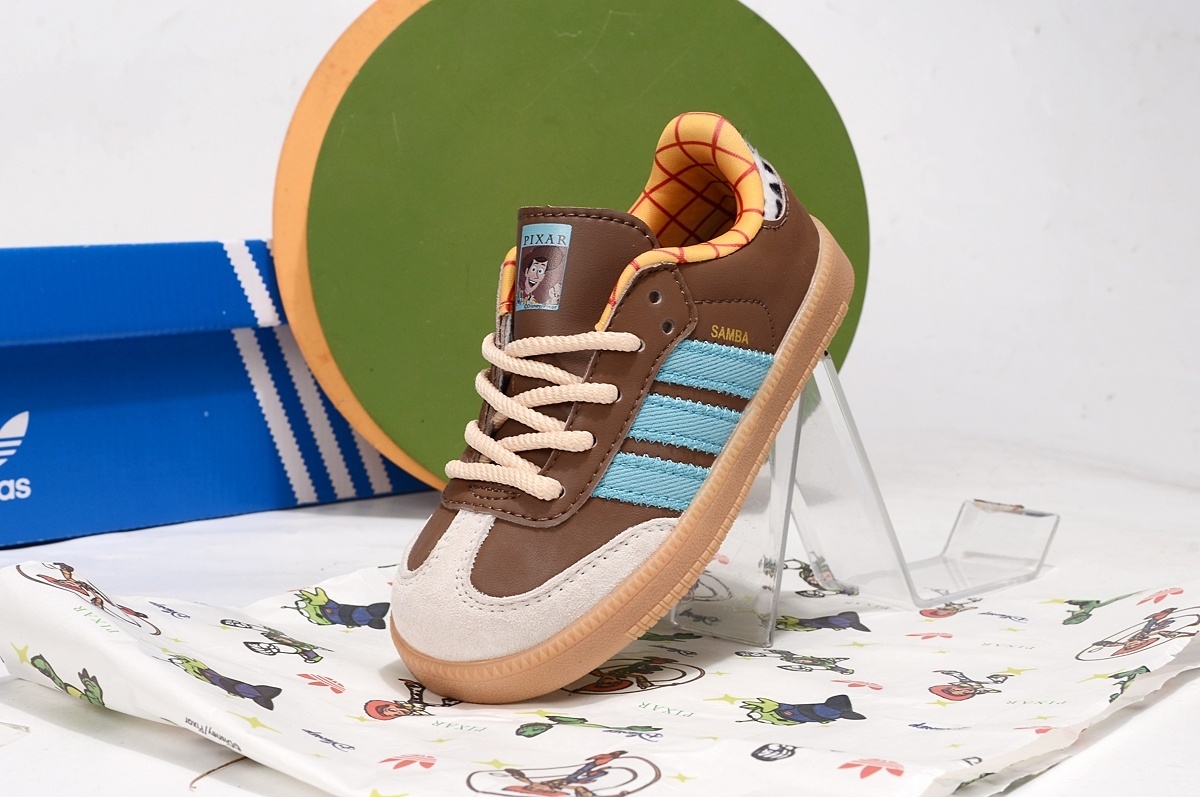 40$ adidas for kids size 24-35 328040 CDT308 gallery