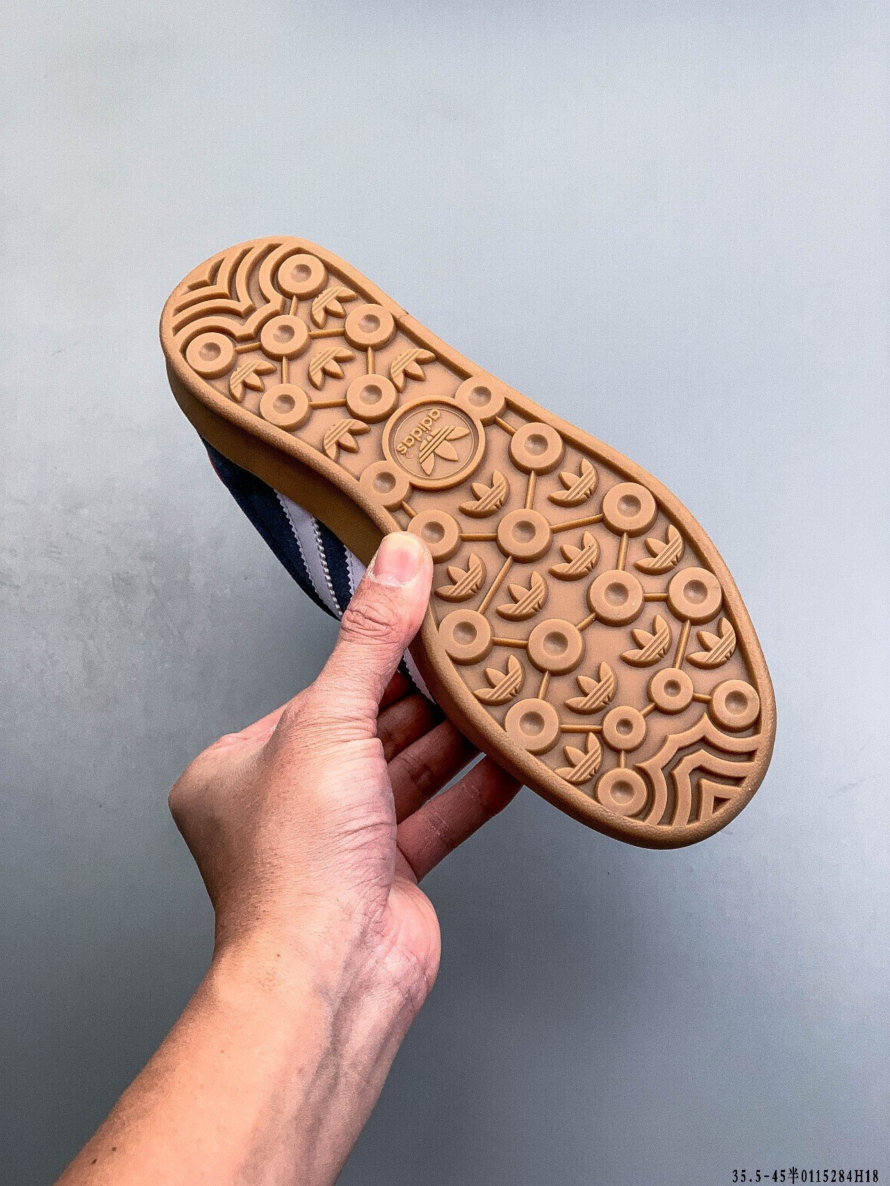 41$ Adidas Gazelle size 35.5-45 half 412840 QE136 gallery