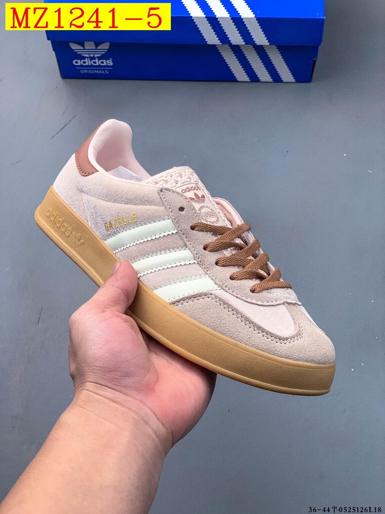 41$ Adidas Gazelle size 36-44 half 019890 MZ1241 gallery