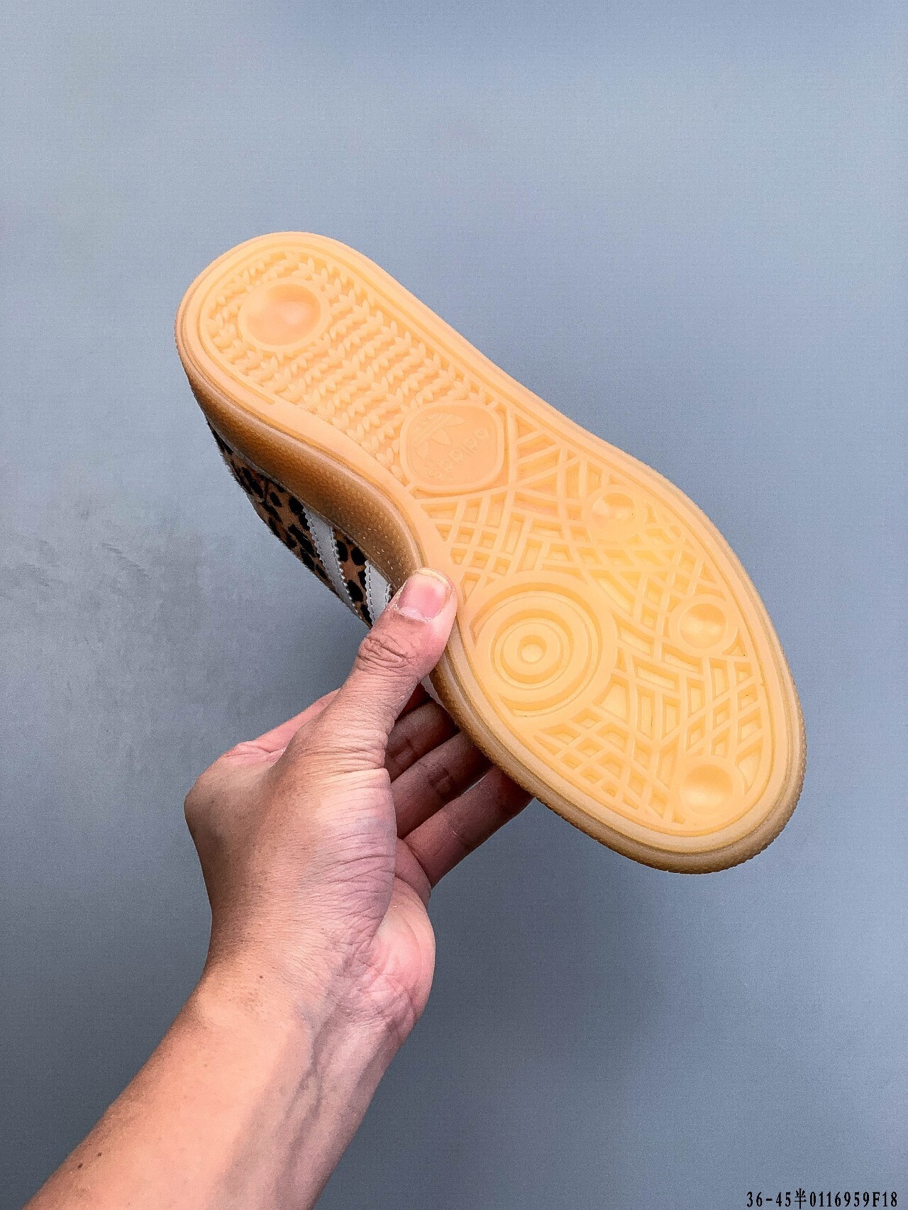 41$ Adidas HANDBALL SPEZIAL size 36-41 half 416840 QE138 gallery