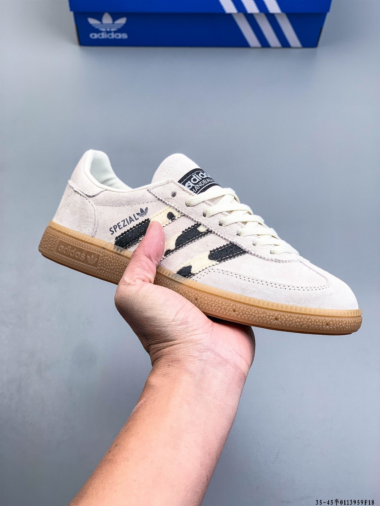 41$ Adidas HANDBALL SPEZIAL size 36-41 half 416840 QE138 gallery