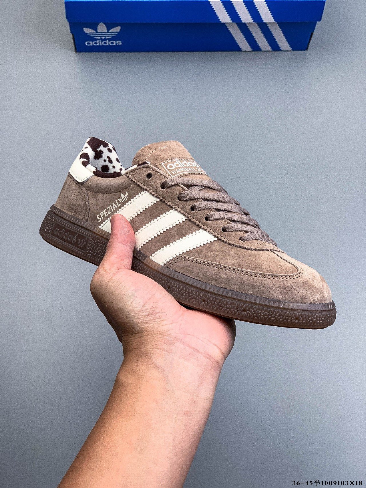 41$ Adidas HANDBALL SPEZIAL size 36-41 half 416840 QE138 gallery