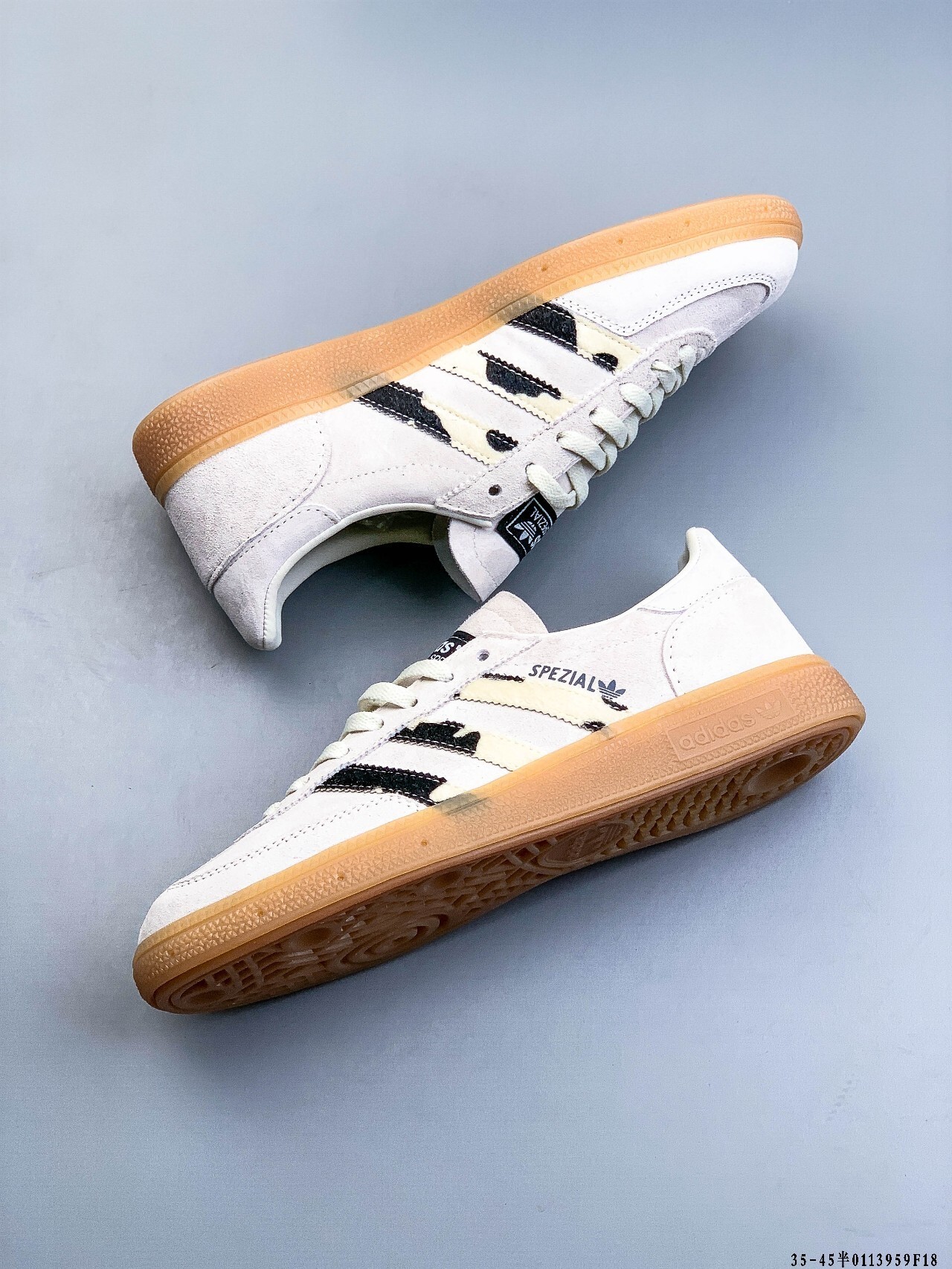 41$ Adidas HANDBALL SPEZIAL size 36-41 half 416840 QE138 gallery