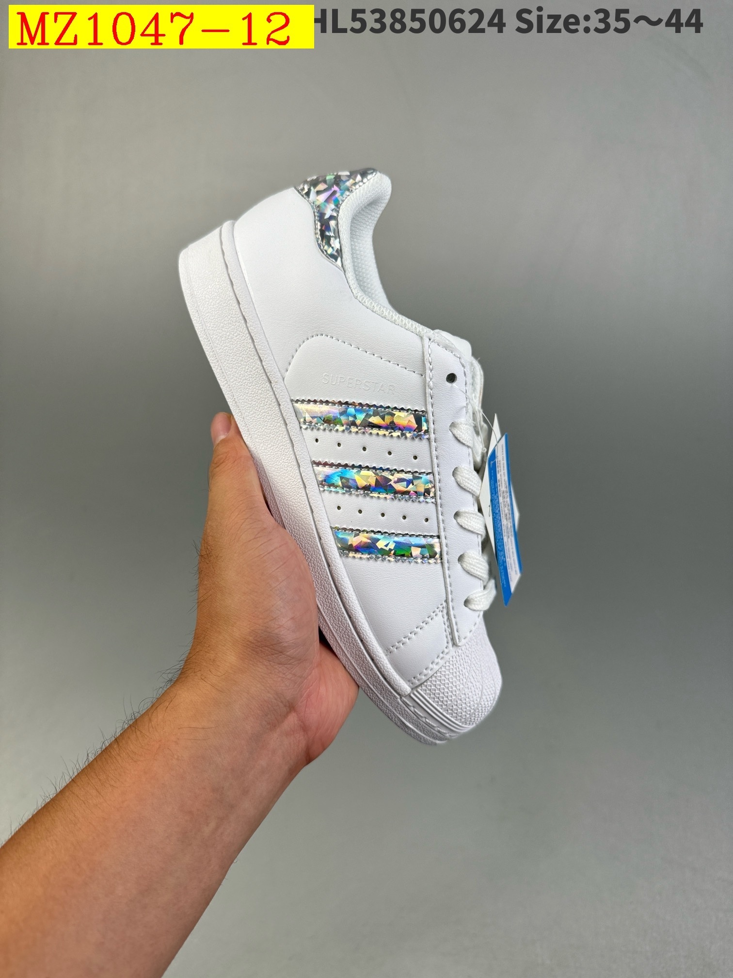 41$ Adidas Originals Superstar size 36-40 half 814760 MZ1047 gallery