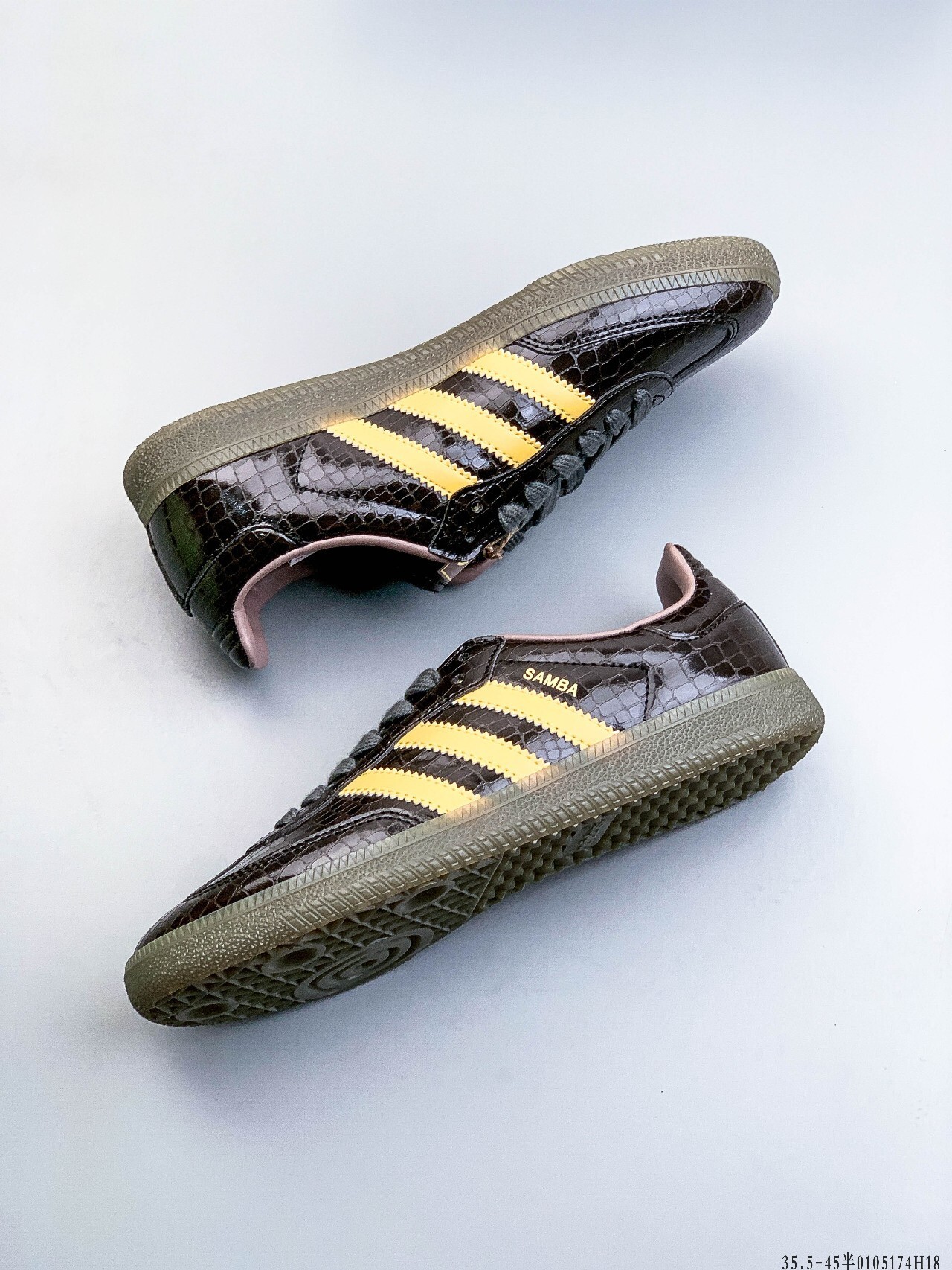 41$ Adidas Samba OG size 35.5-45 half 514890 QE154 gallery