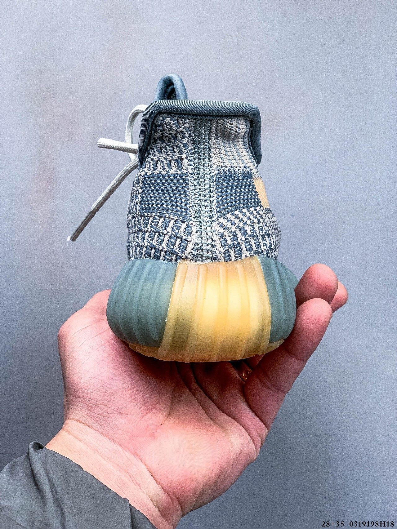 41$ Adidas YEEZY BOOST 350 V2 size 36-45 half 715890 MZ1461 gallery