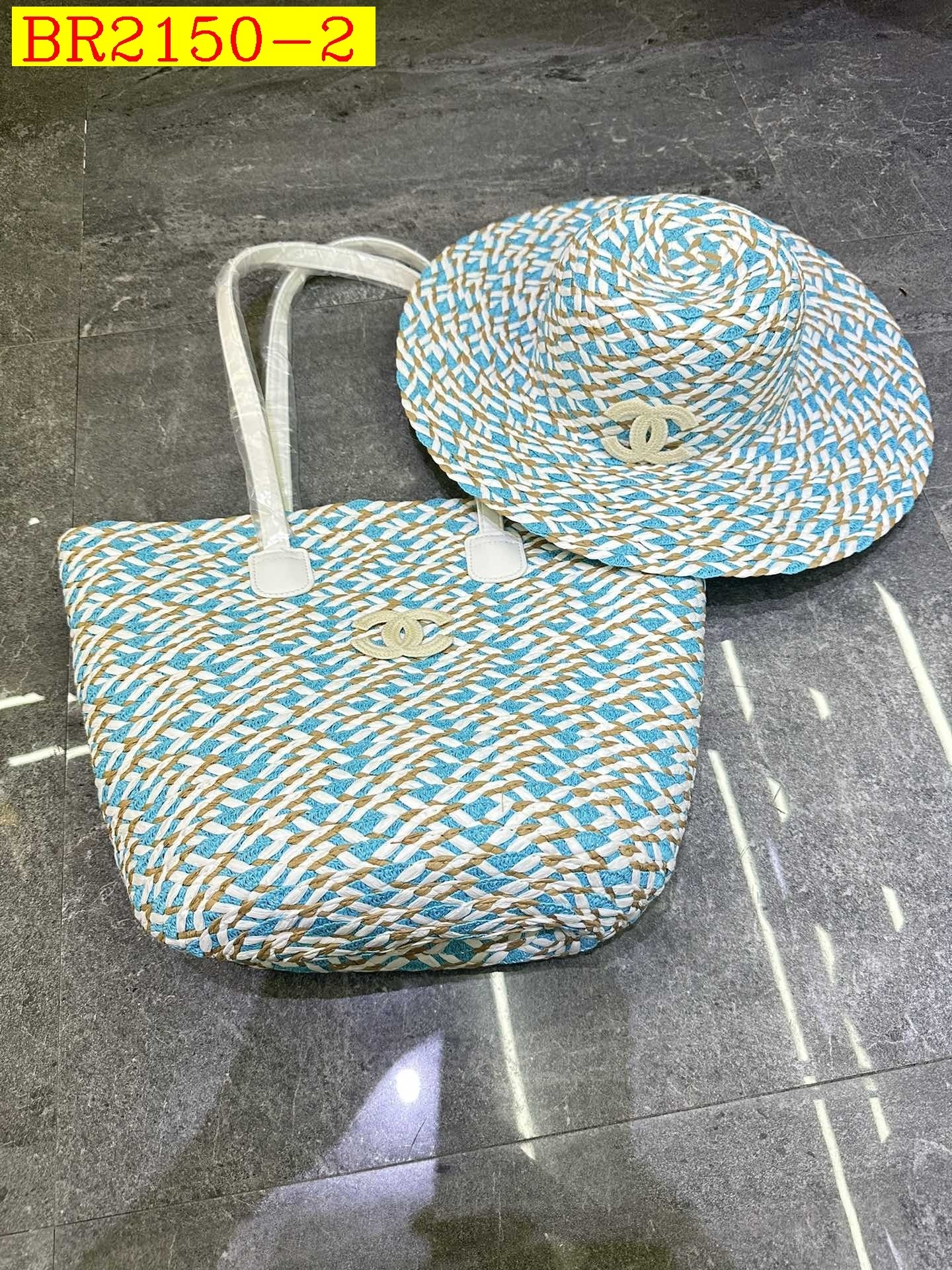 41$ CHANEL Beach hat set 317970 BR2150 gallery