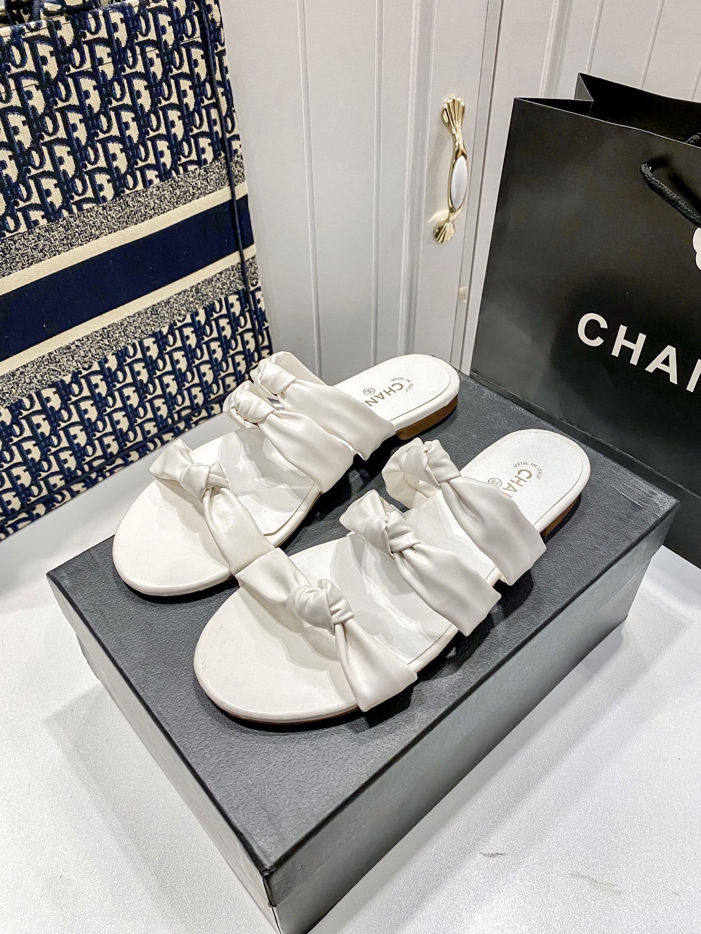 41$ CHANEL show bdetails size 35-41 312970 MR457 gallery