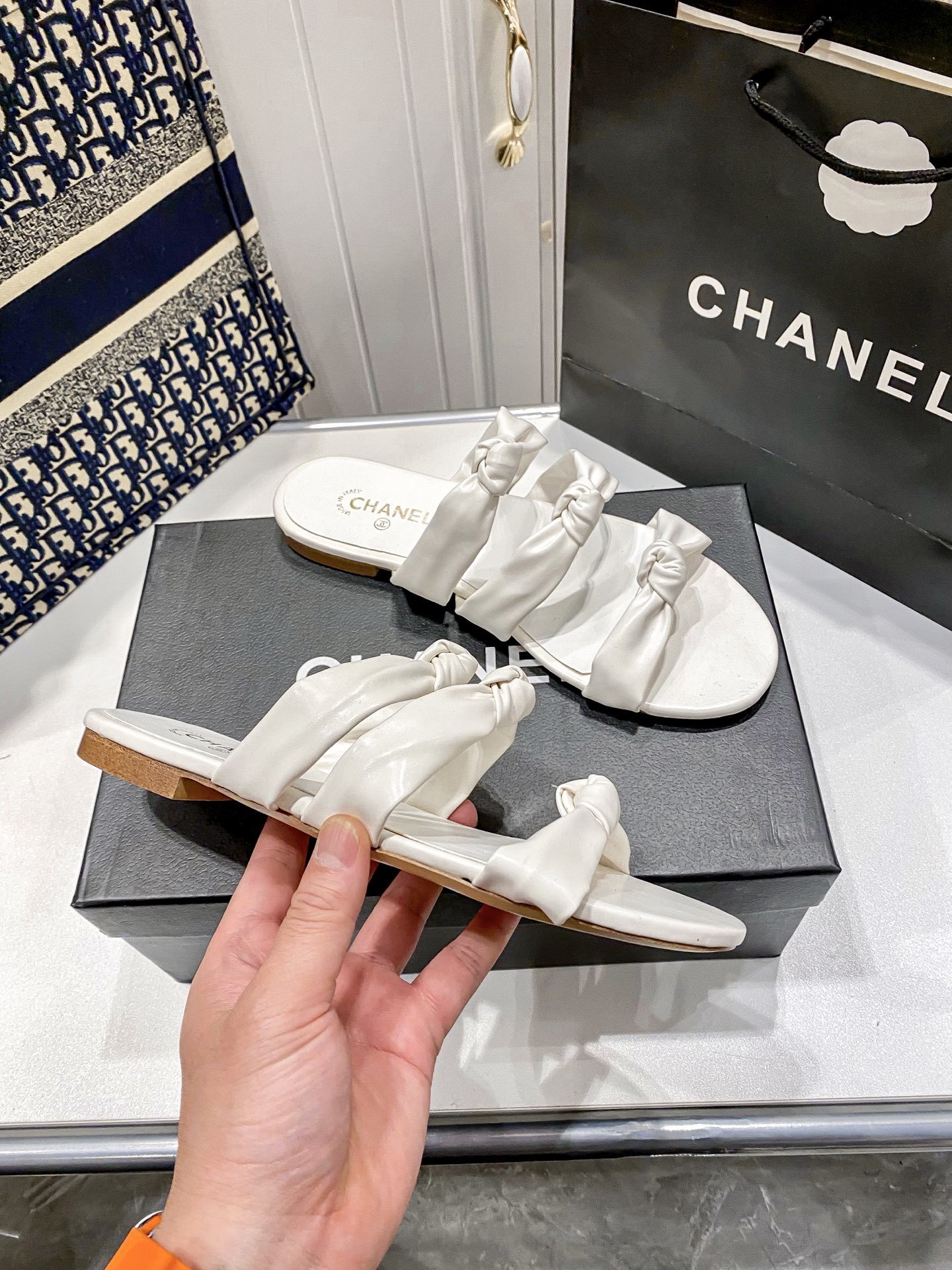 41$ CHANEL show bdetails size 35-41 312970 MR457 gallery