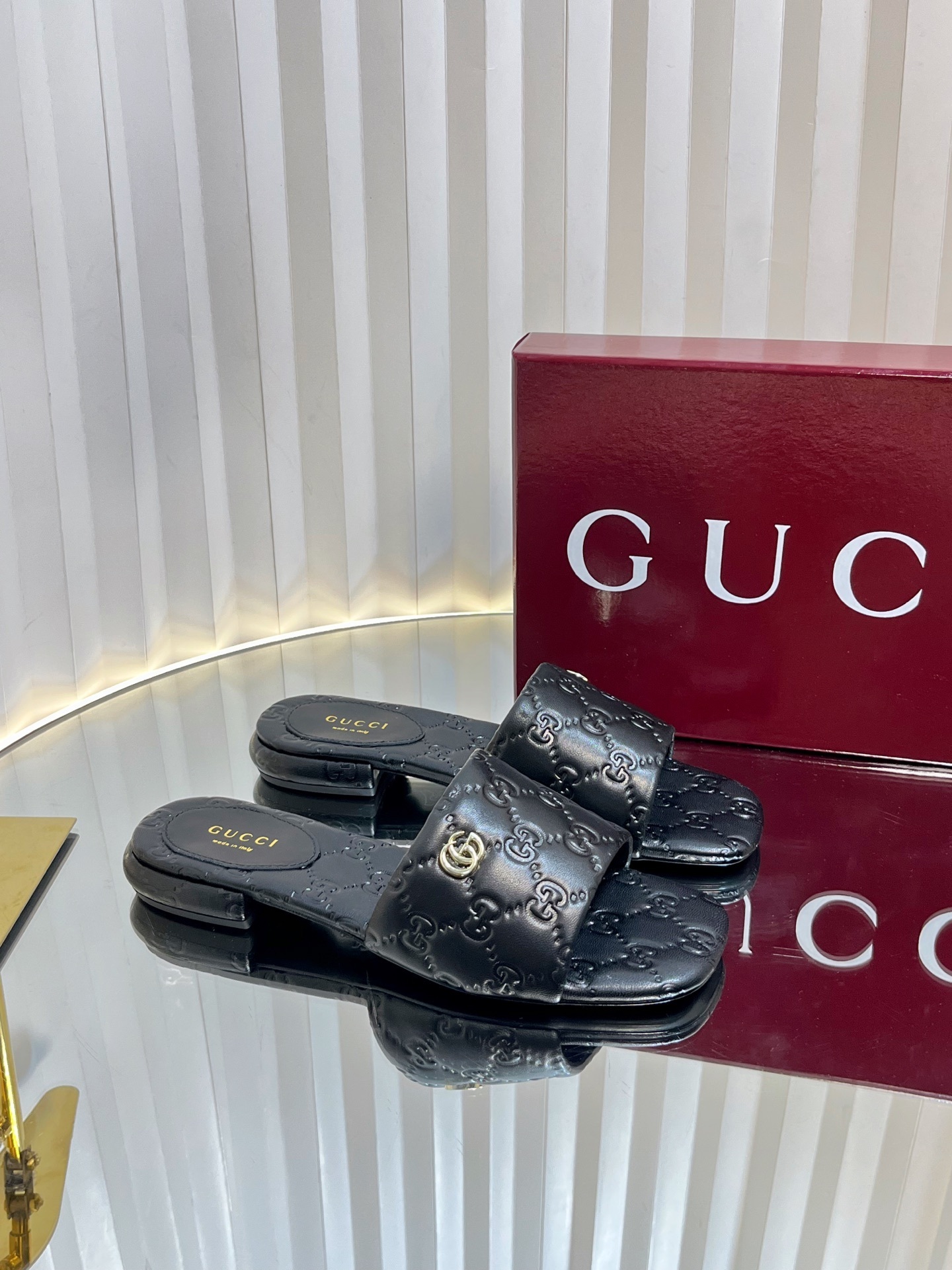 41$ GUCCI size 36-41 715930 MR417 gallery