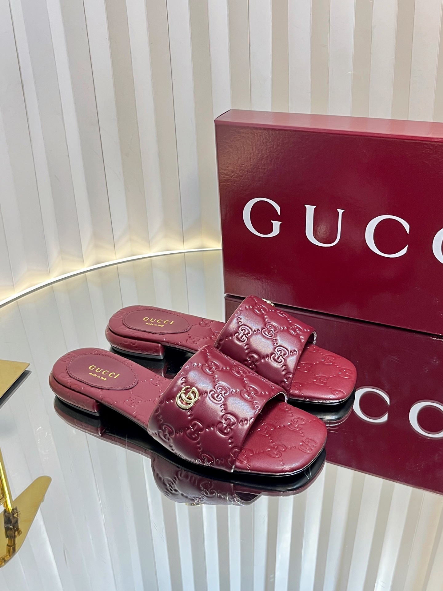 41$ GUCCI size 36-41 715930 MR417 gallery