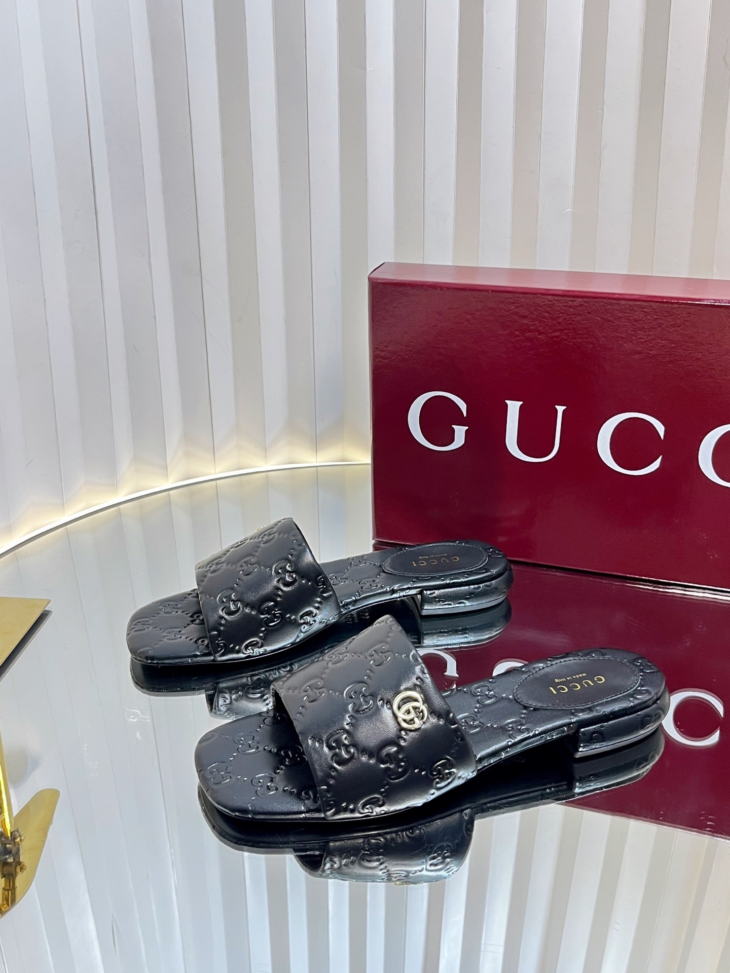41$ GUCCI size 36-41 715930 MR417 gallery