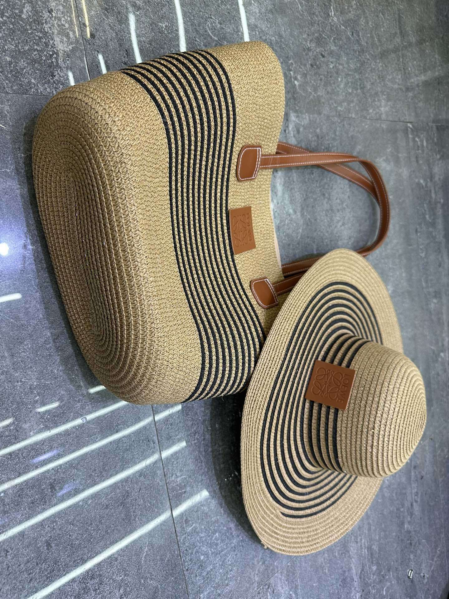 41$ LOEWE Beach bag set 216970 BR2178 gallery